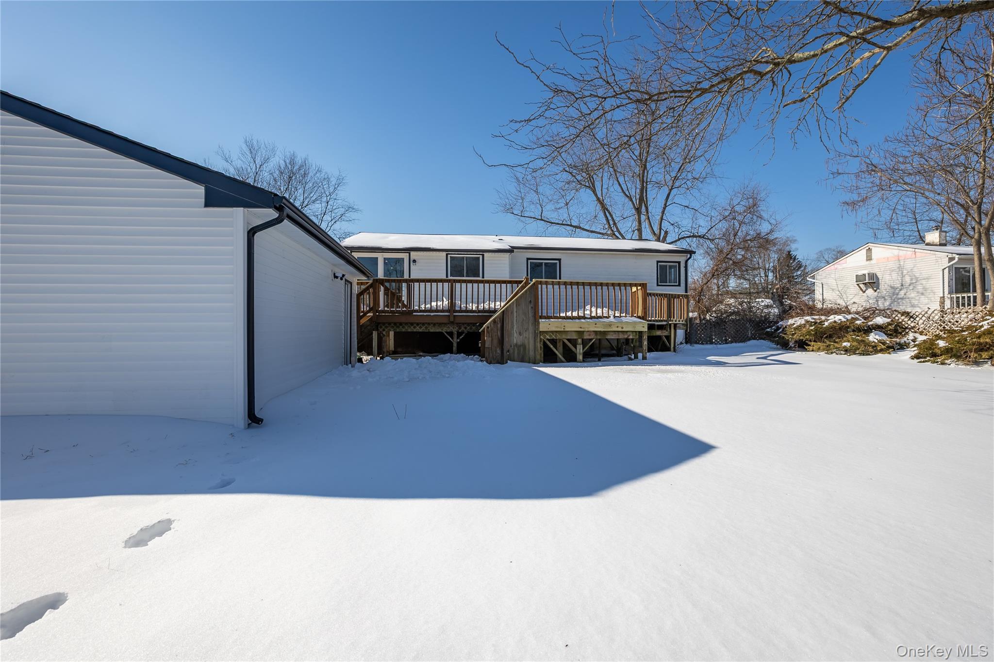 3103 Falcon Avenue, Medford, NY 11763