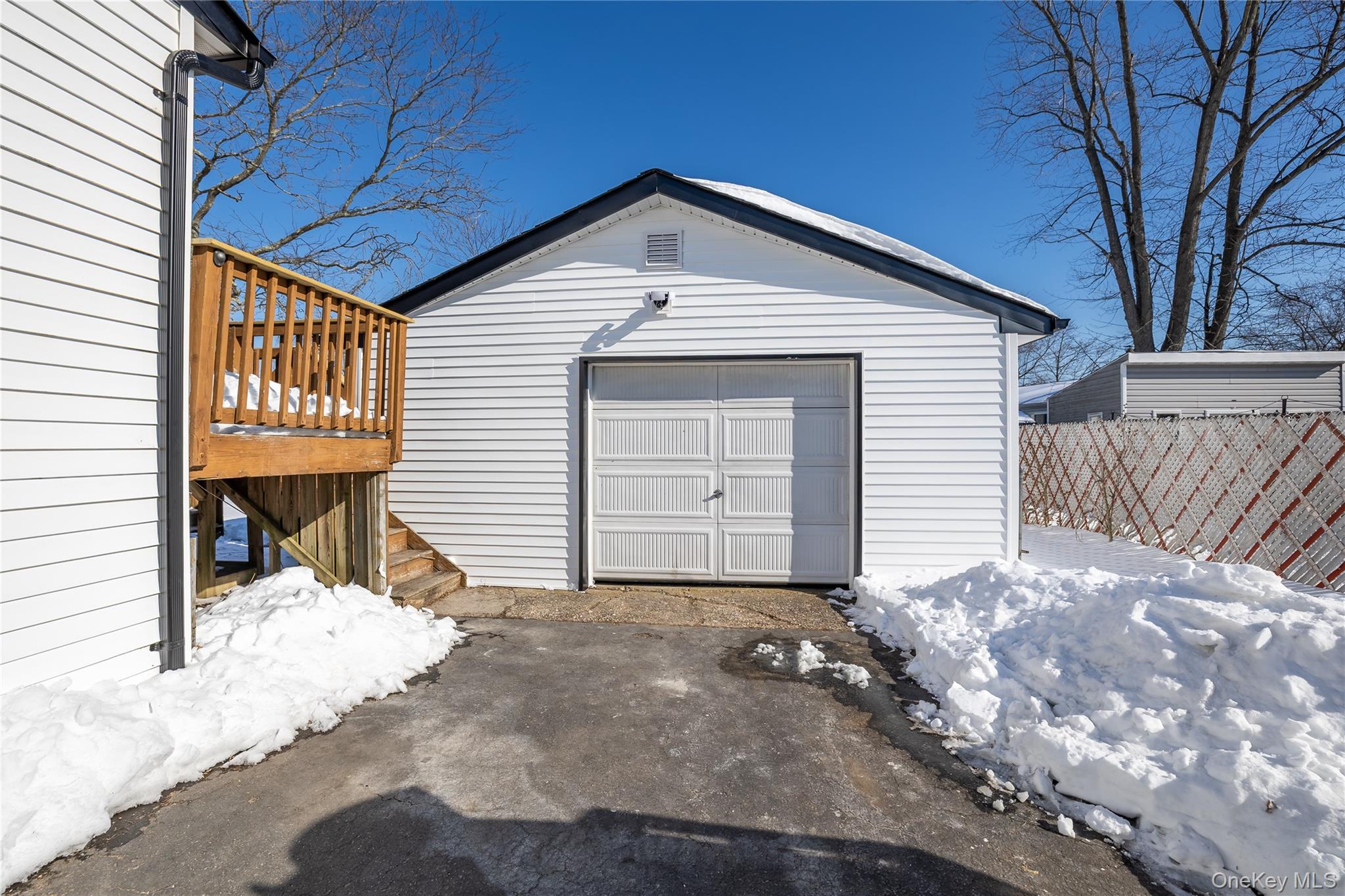 3103 Falcon Avenue, Medford, NY 11763