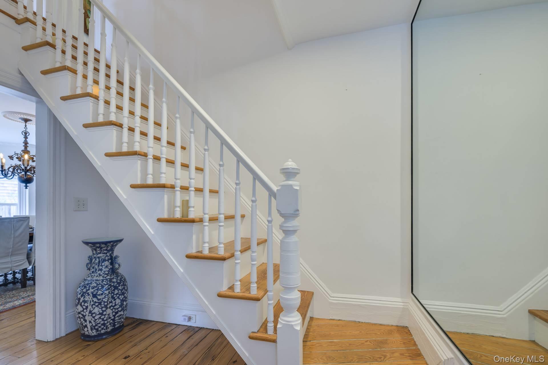 179 Elm Street, Southampton, NY 11968