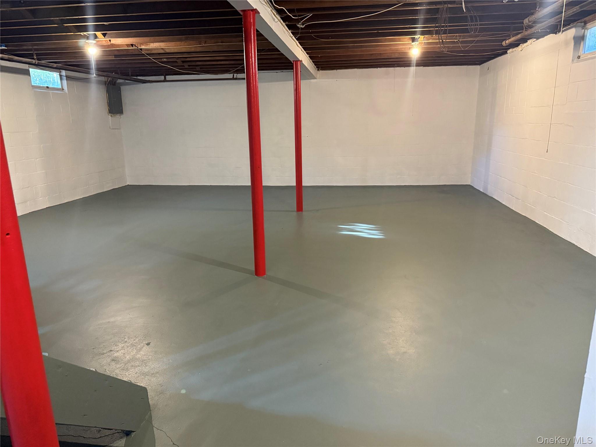 242 Deep Hole Road, Calverton, NY 11933