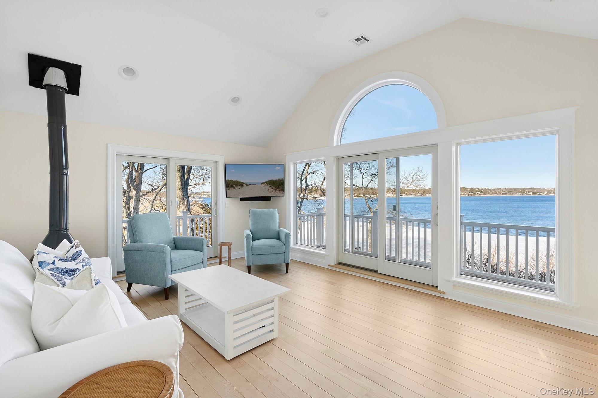 11 Bay View Drive, Hampton Bays, NY 11946