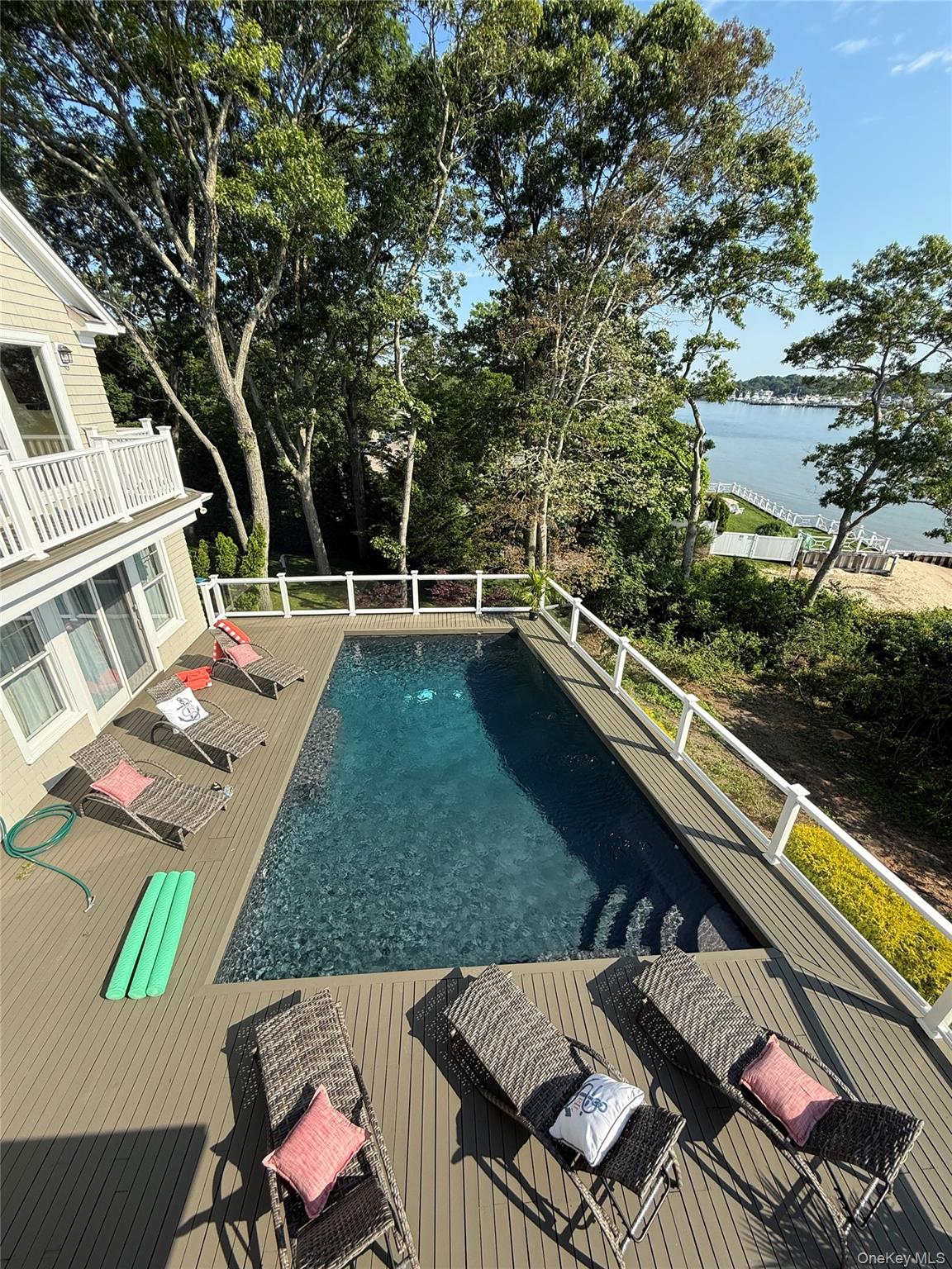 11 Bay View Drive, Hampton Bays, NY 11946