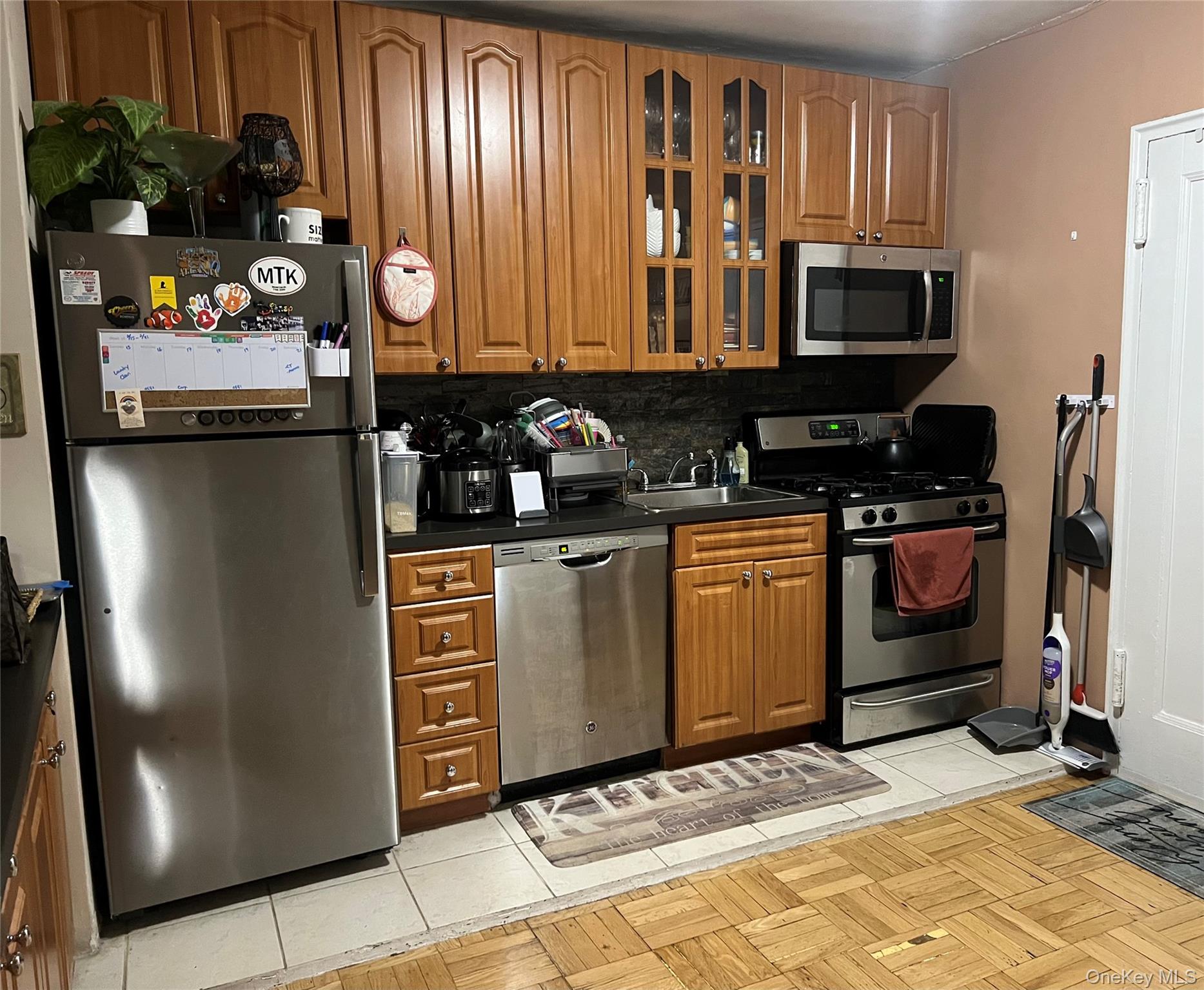 162-41 Powell's Cove Boulevard # 1L, Whitestone, NY 11357