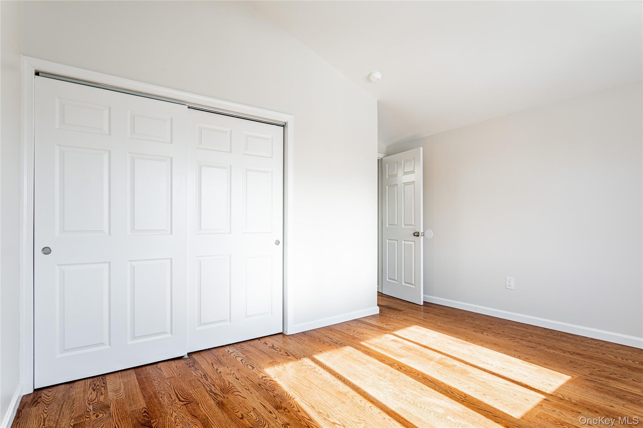 21 Spirit Lane, Staten Island, NY 10303