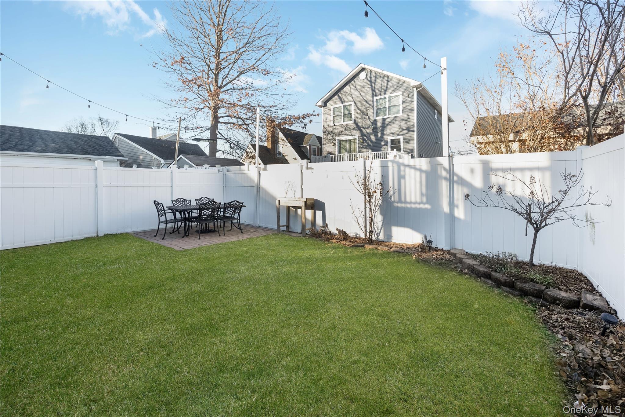 24 North Boulevard, East Rockaway, NY 11518