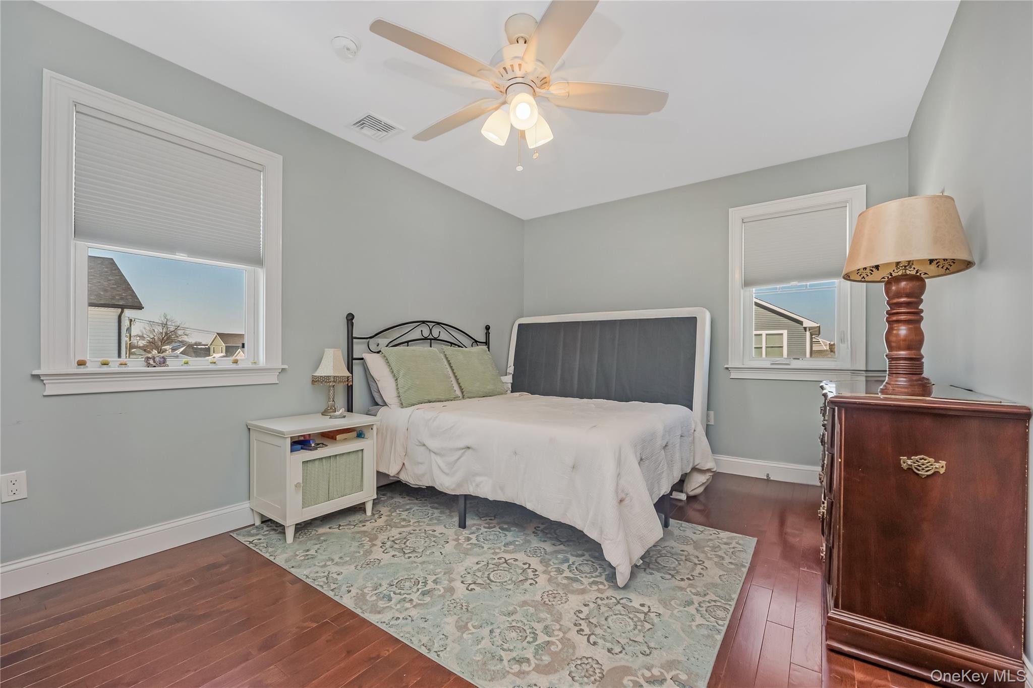 24 North Boulevard, East Rockaway, NY 11518