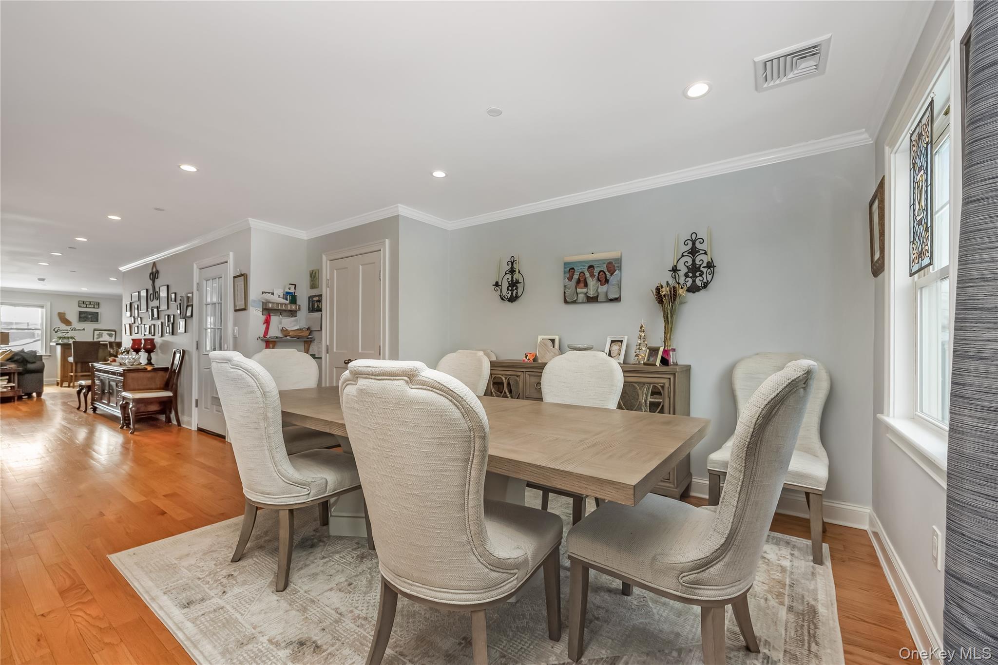 24 North Boulevard, East Rockaway, NY 11518