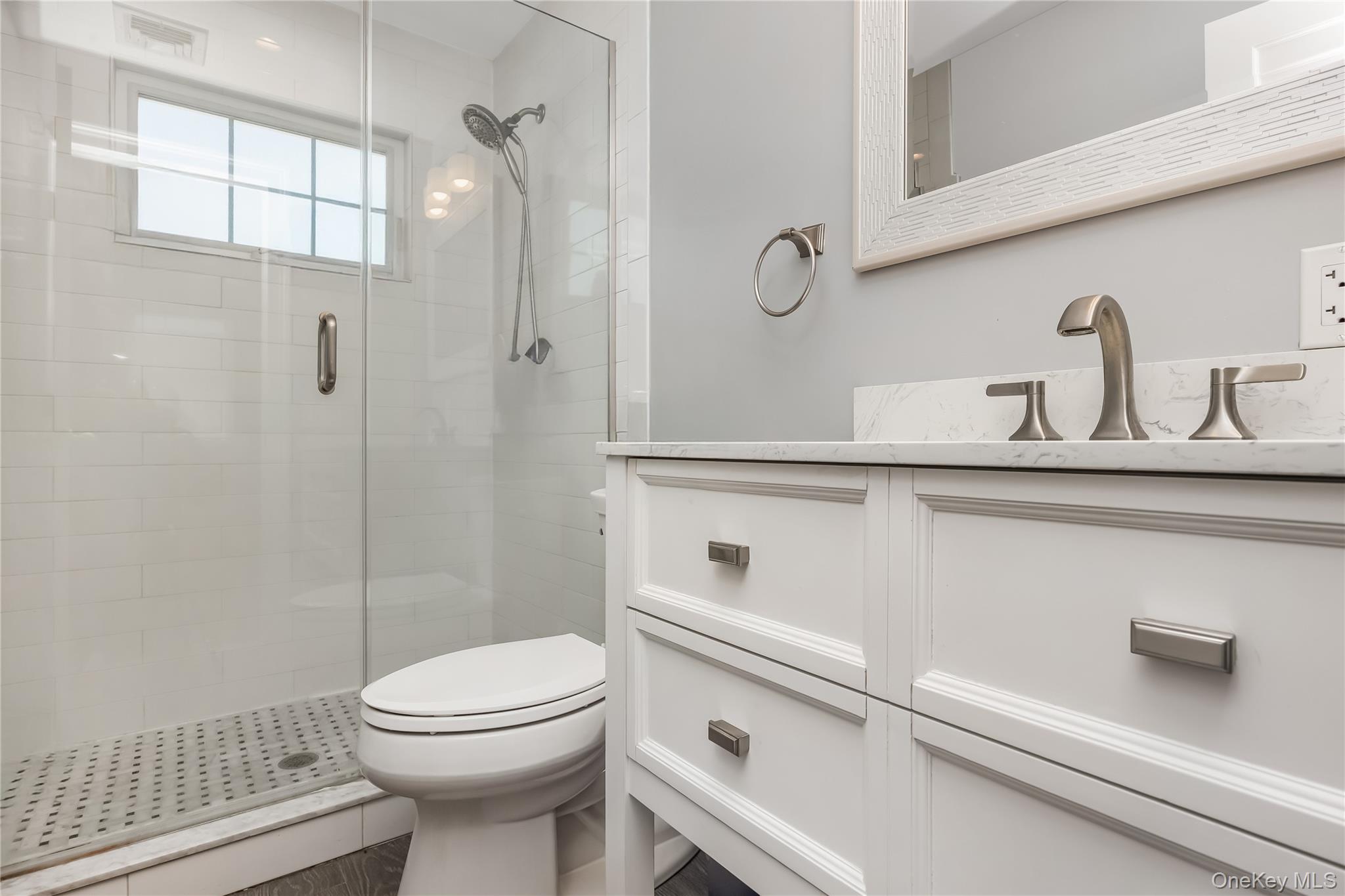 24 North Boulevard, East Rockaway, NY 11518