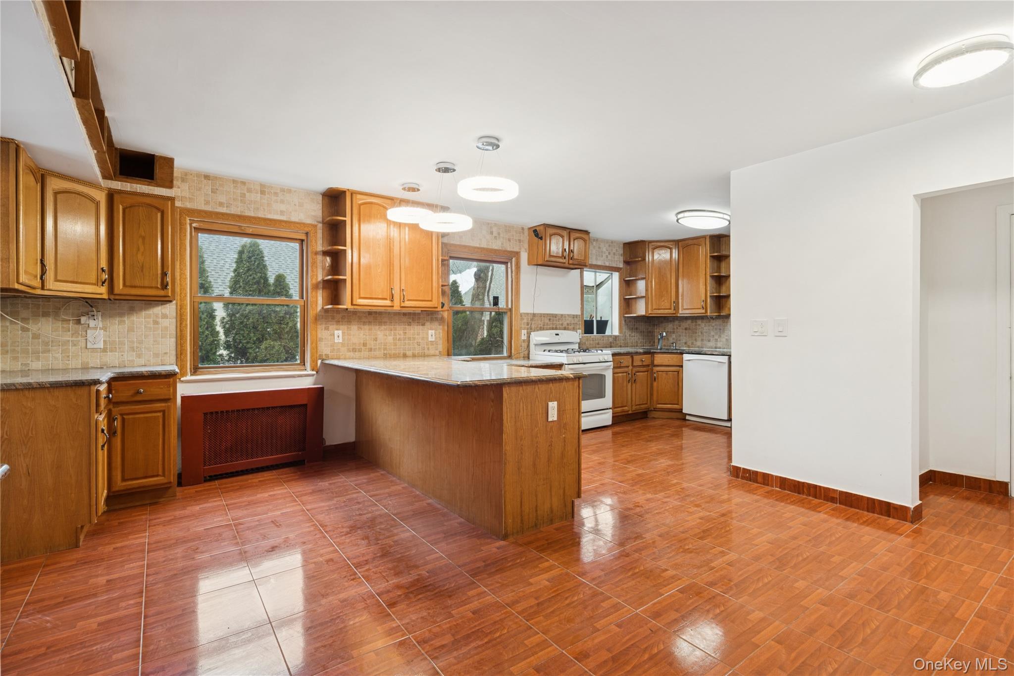 6015 Independence Avenue, Bronx, NY 10471