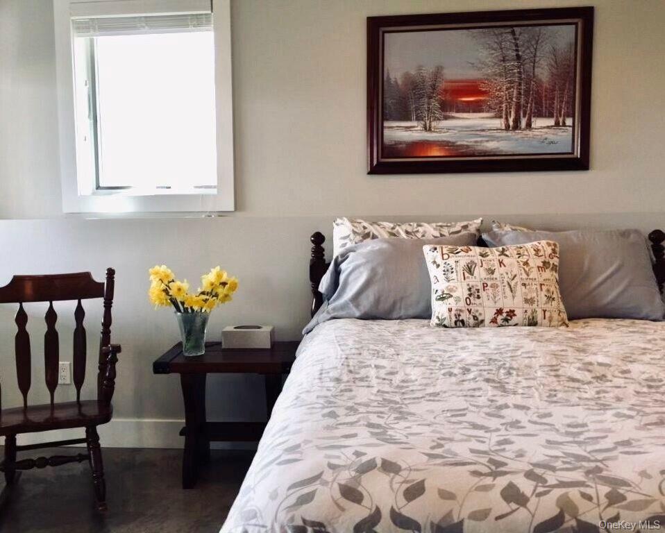 21 Contentment Lane, Red Hook, NY 12571