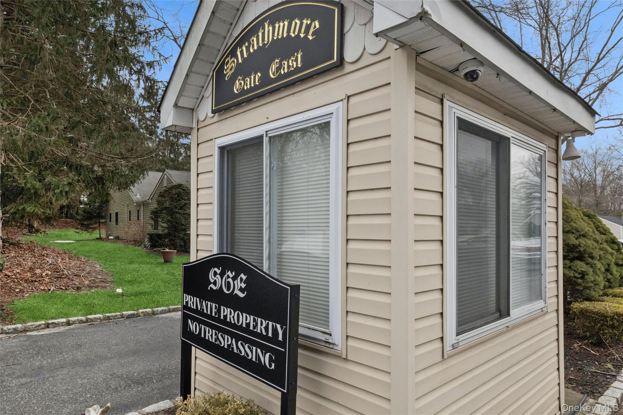 25 Freemont Lane, Coram, NY 11727