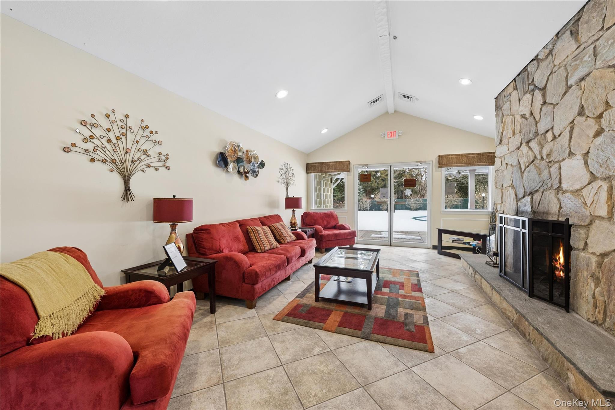 25 Freemont Lane, Coram, NY 11727