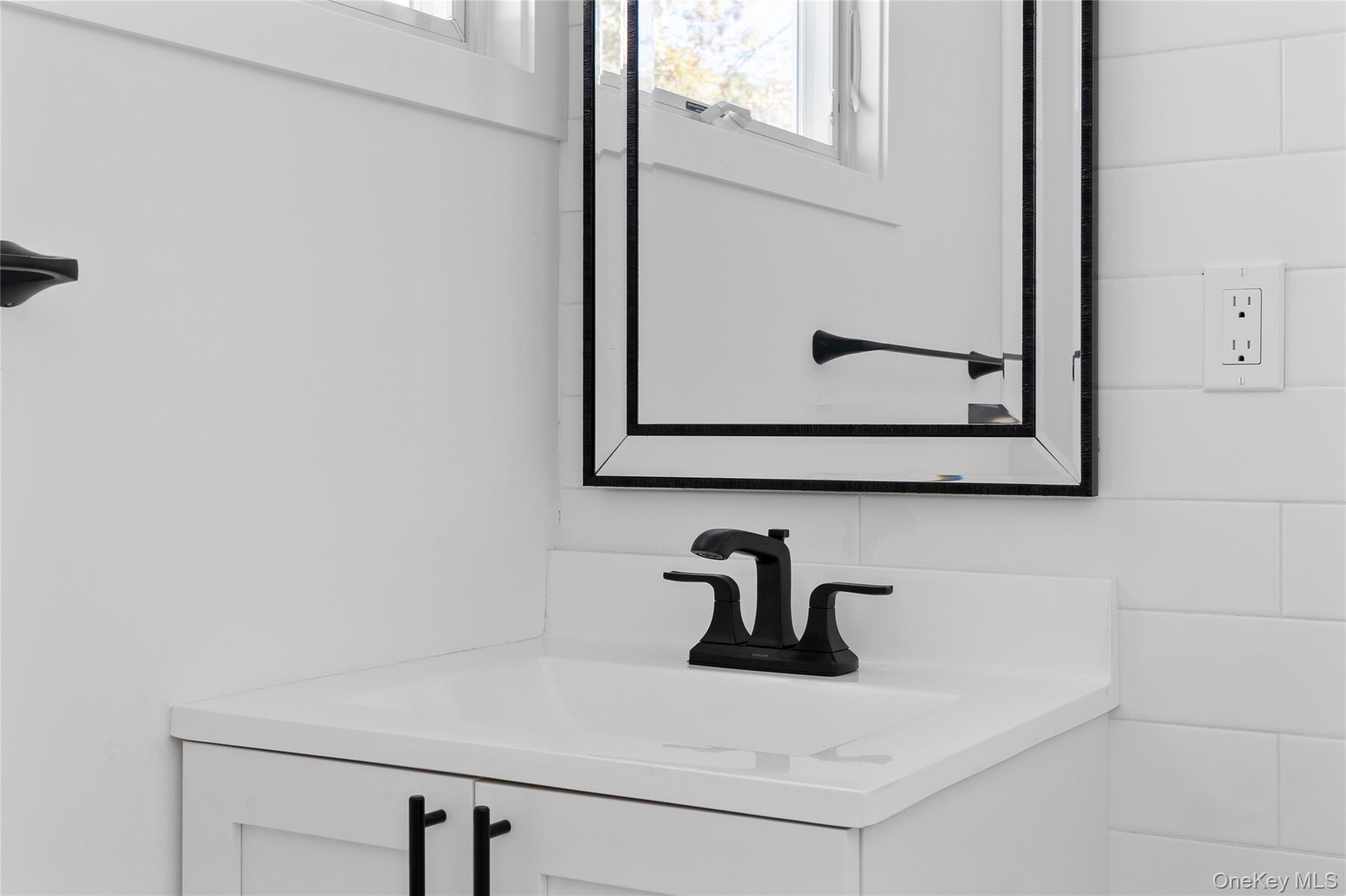 20 Mortimer Street, Westhampton, NY 11978