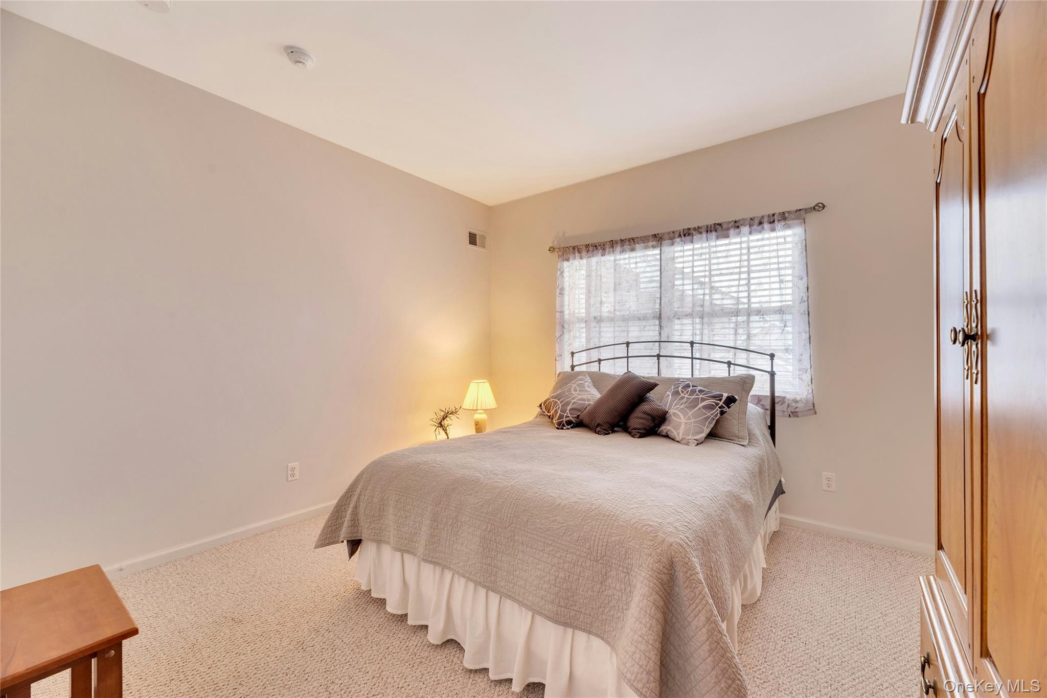 548 Highland Court, Moriches, NY 11955