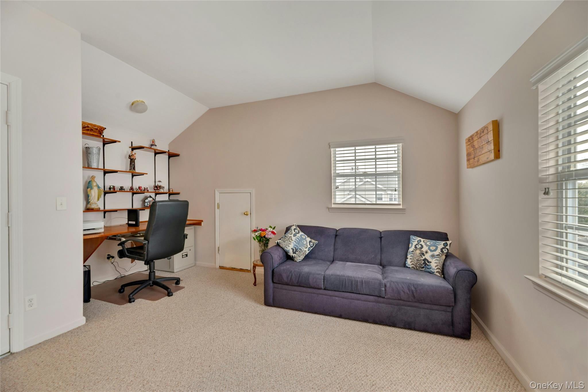 548 Highland Court, Moriches, NY 11955