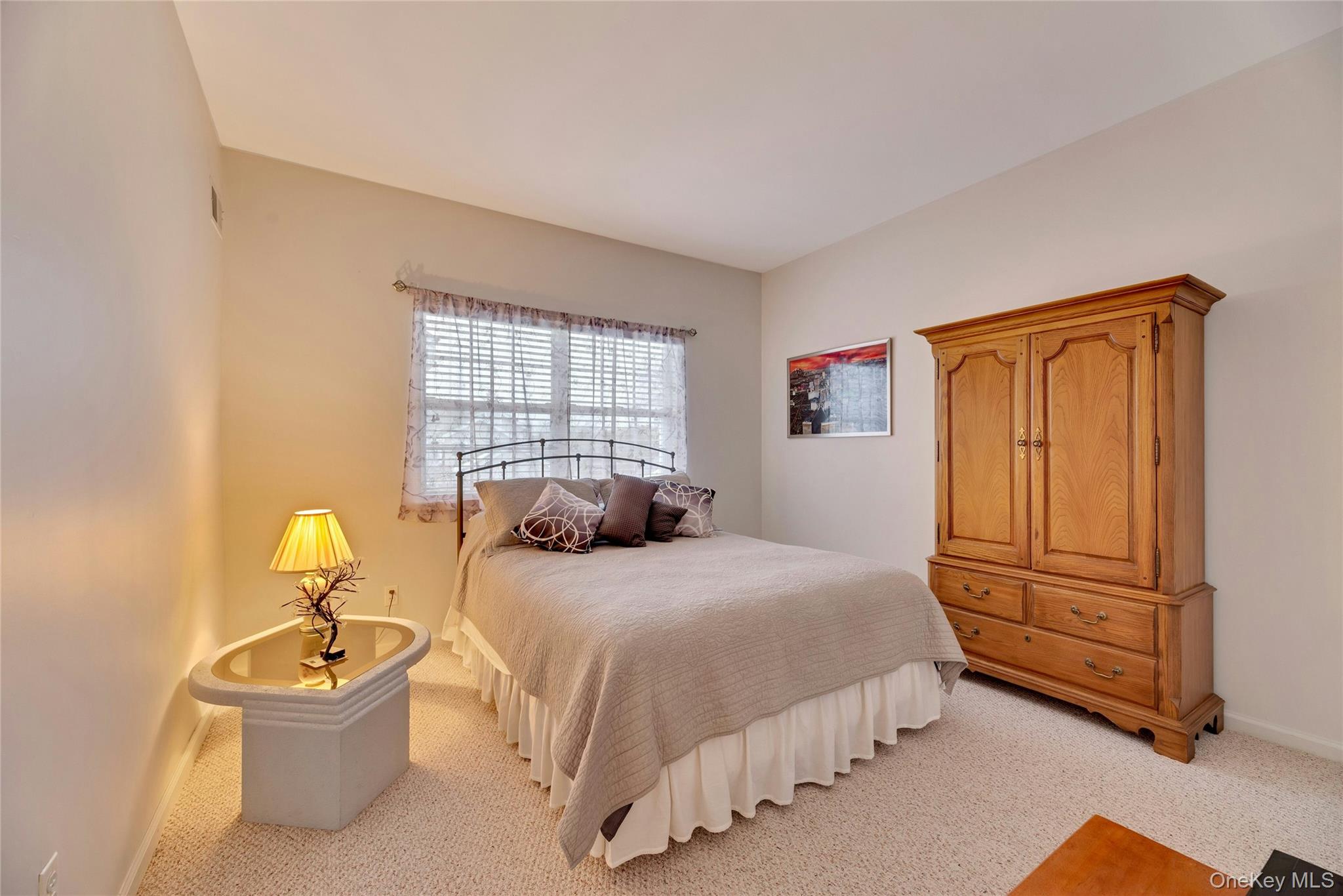 548 Highland Court, Moriches, NY 11955