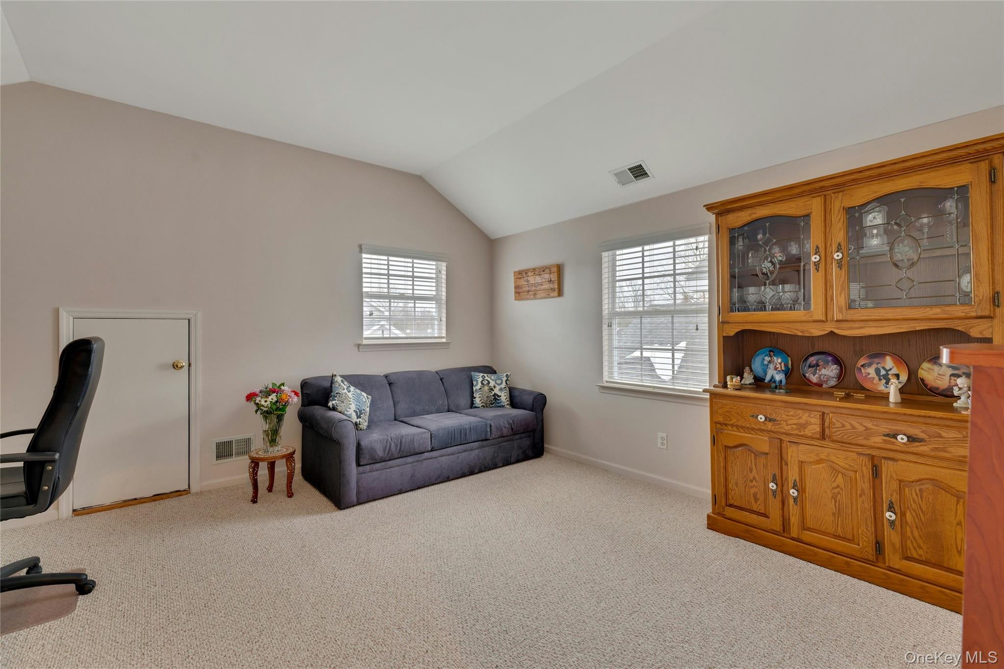 548 Highland Court, Moriches, NY 11955