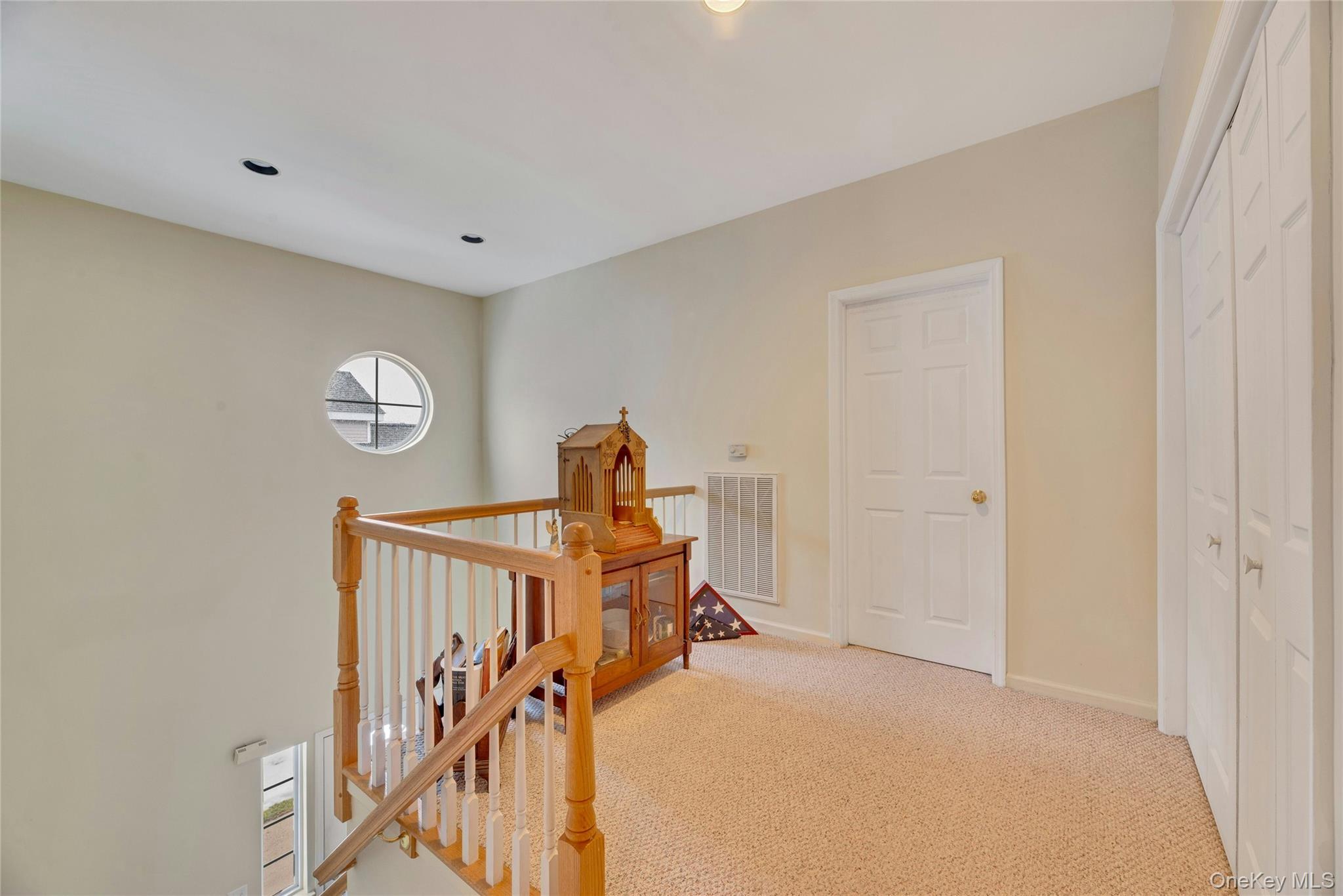 548 Highland Court, Moriches, NY 11955