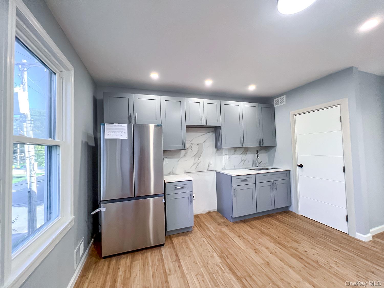 88 Warren Street, Staten Island, NY 10304