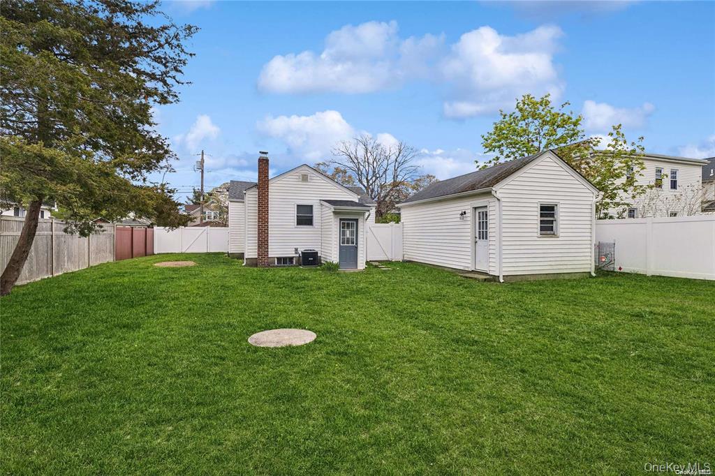 72 Conklin Avenue, Patchogue, NY 11772