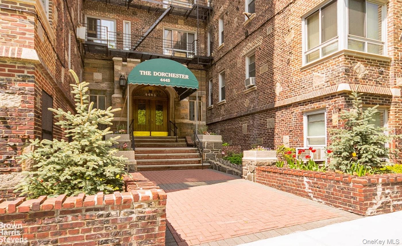 4445 Post Road # 3B, Bronx, NY 10471