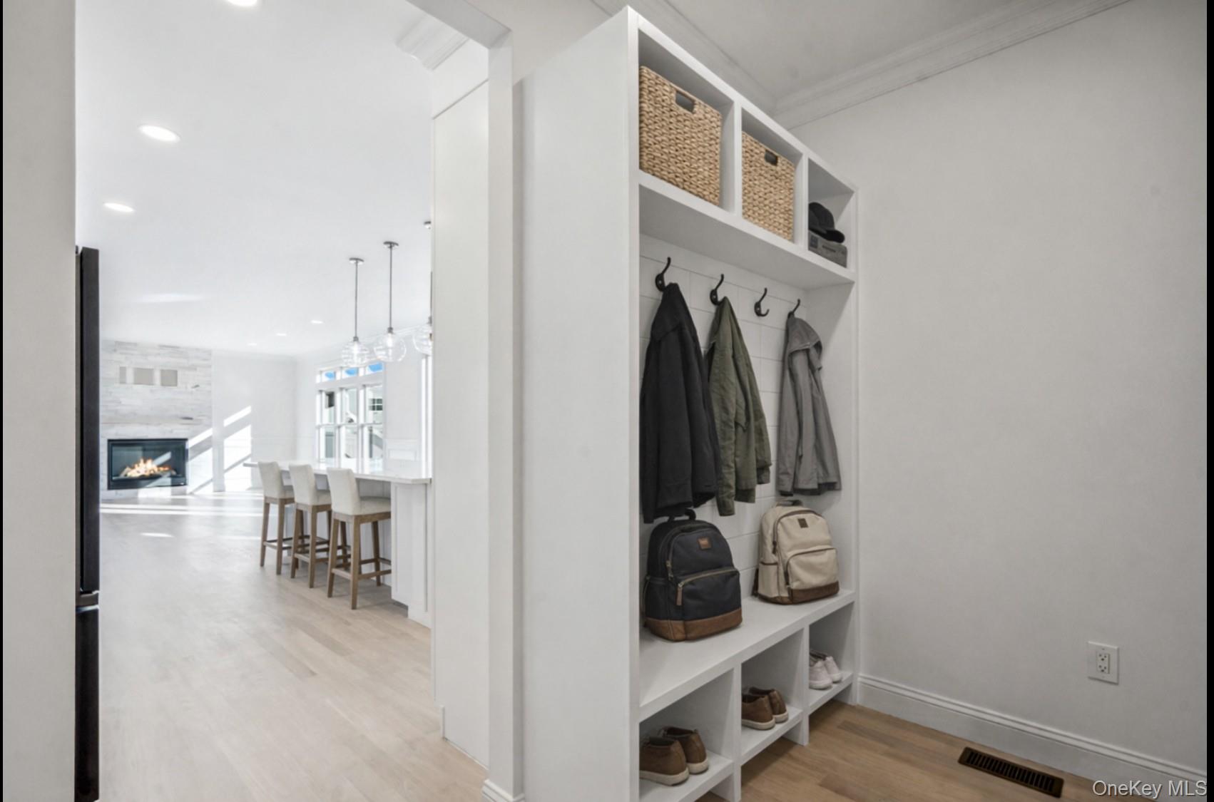 7 Otsego Place, Jericho, NY 11753