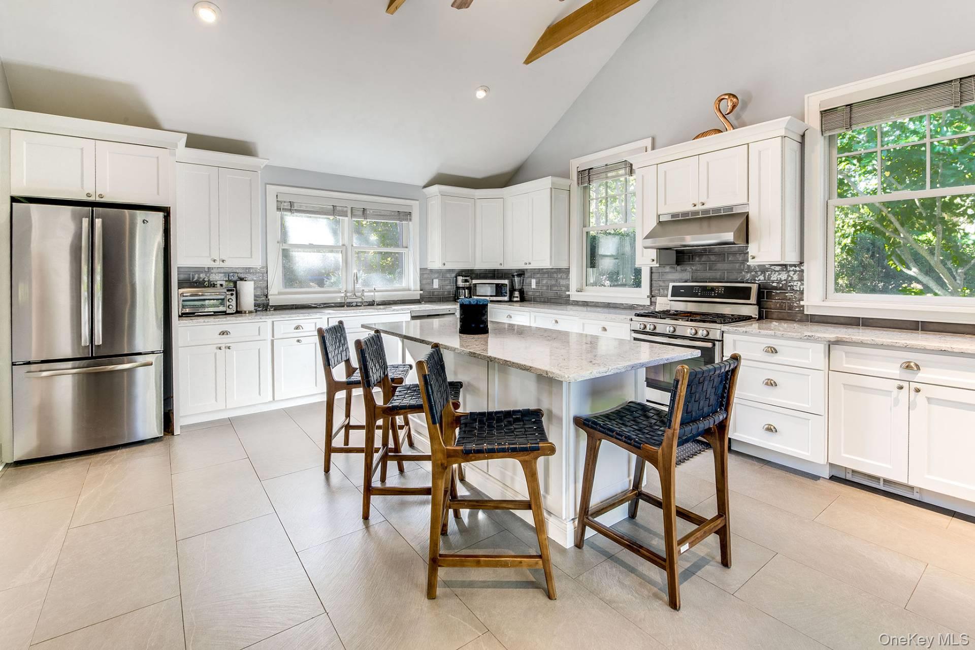 79 Bay View Drive W, Sag Harbor, NY 11963