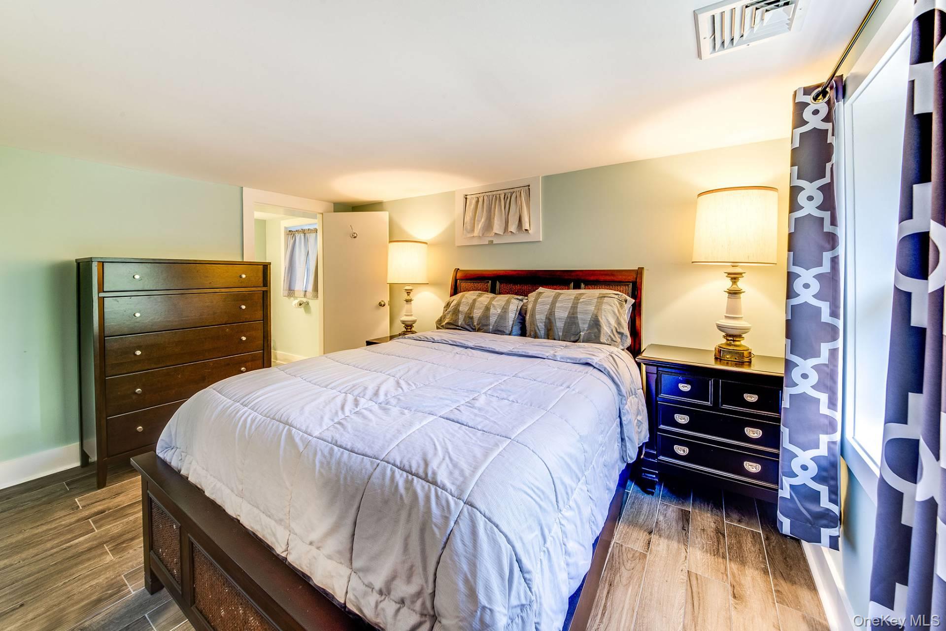 79 Bay View Drive W, Sag Harbor, NY 11963