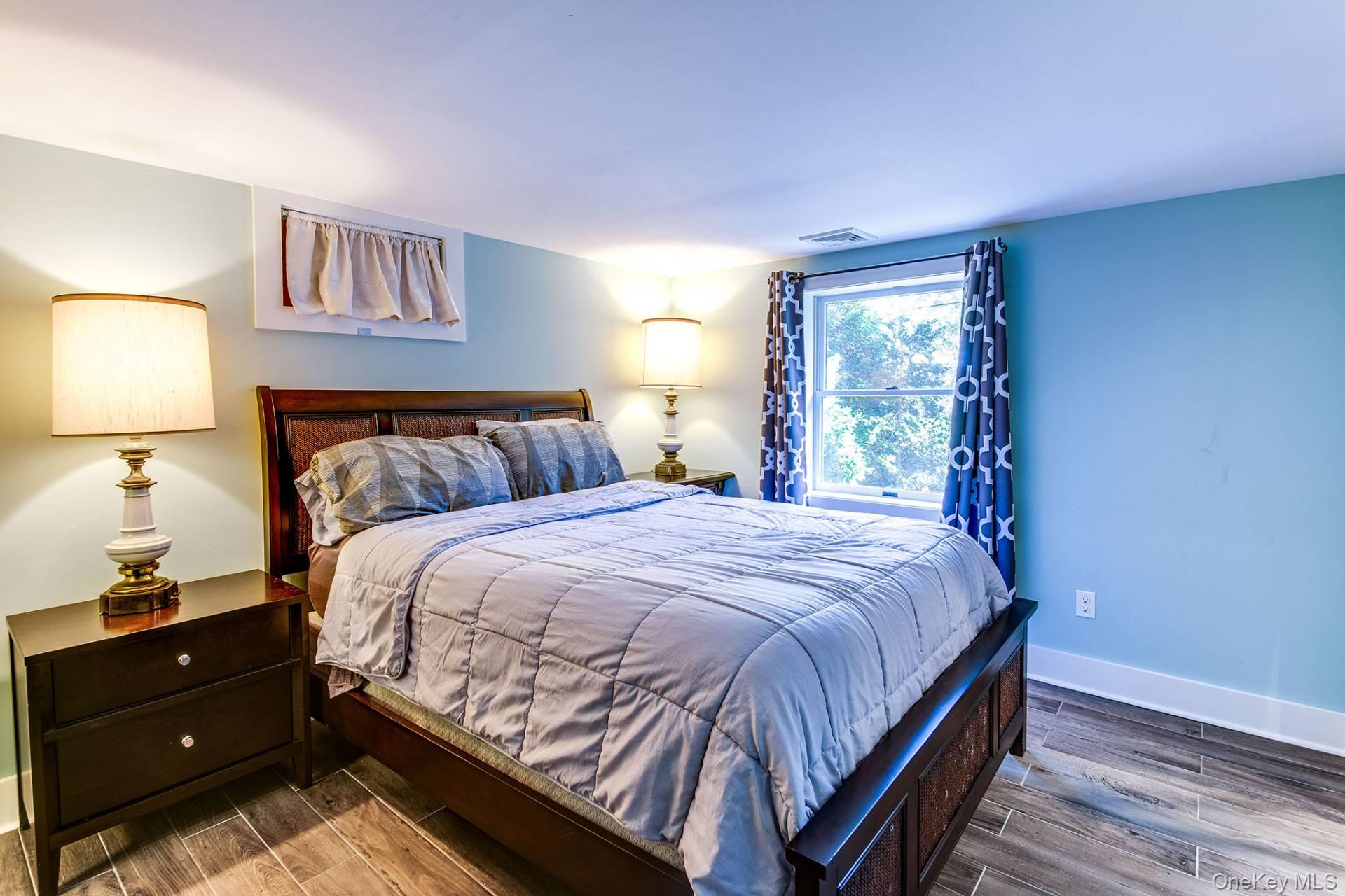 79 Bay View Drive W, Sag Harbor, NY 11963