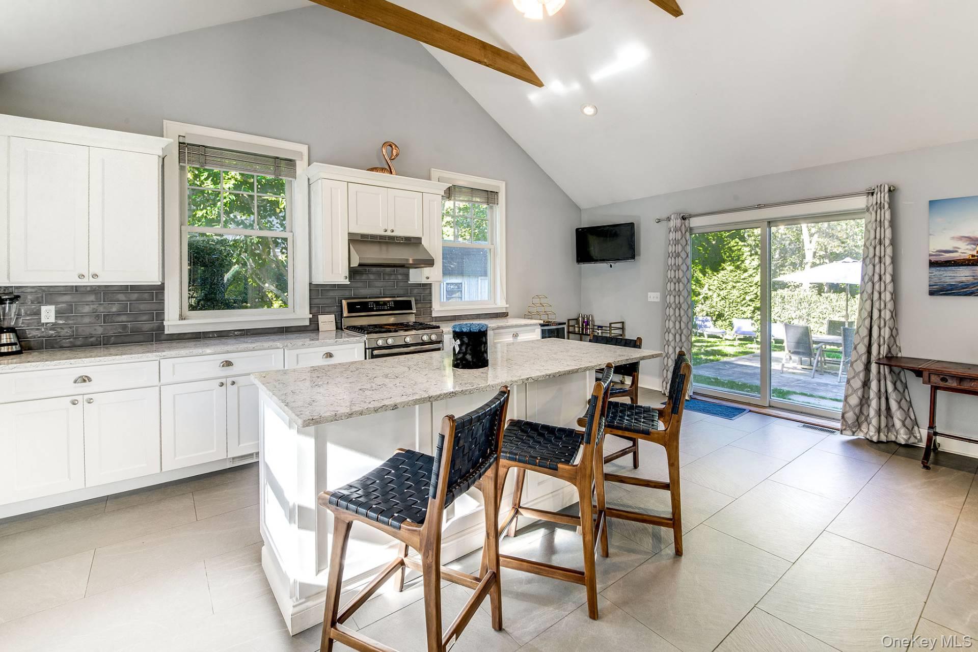 79 Bay View Drive W, Sag Harbor, NY 11963