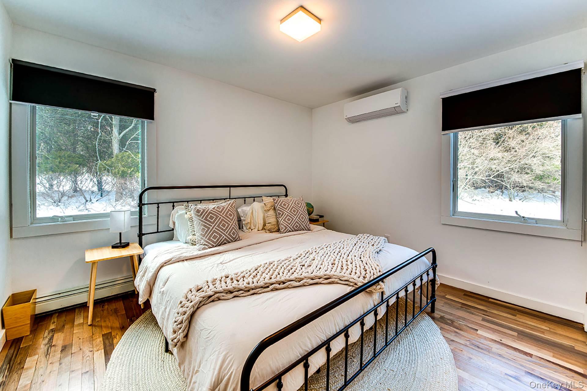 33 Woodbine Drive, East Hampton, NY 11937