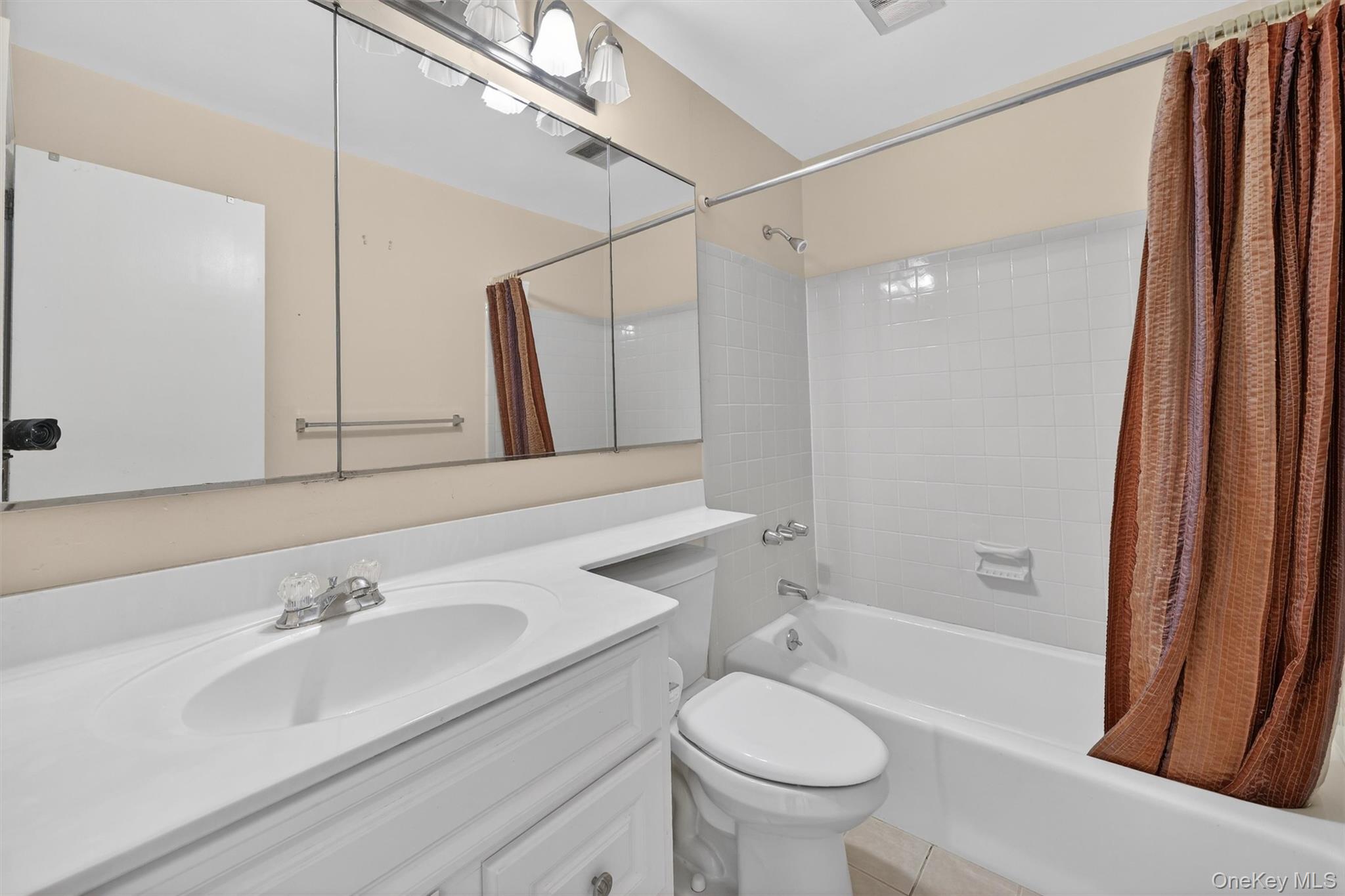 9 Briarcliff Drive S # 16, Ossining, NY 10562