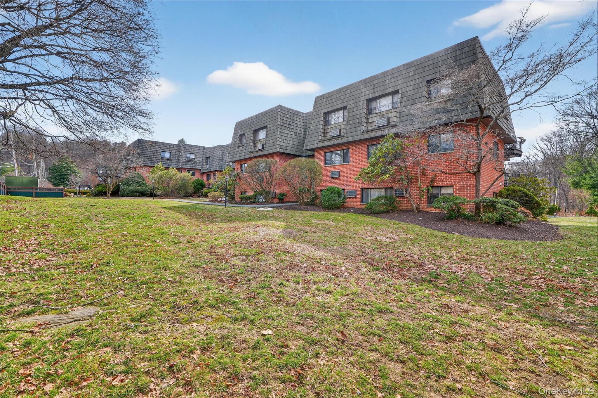 9 Briarcliff Drive S # 16, Ossining, NY 10562