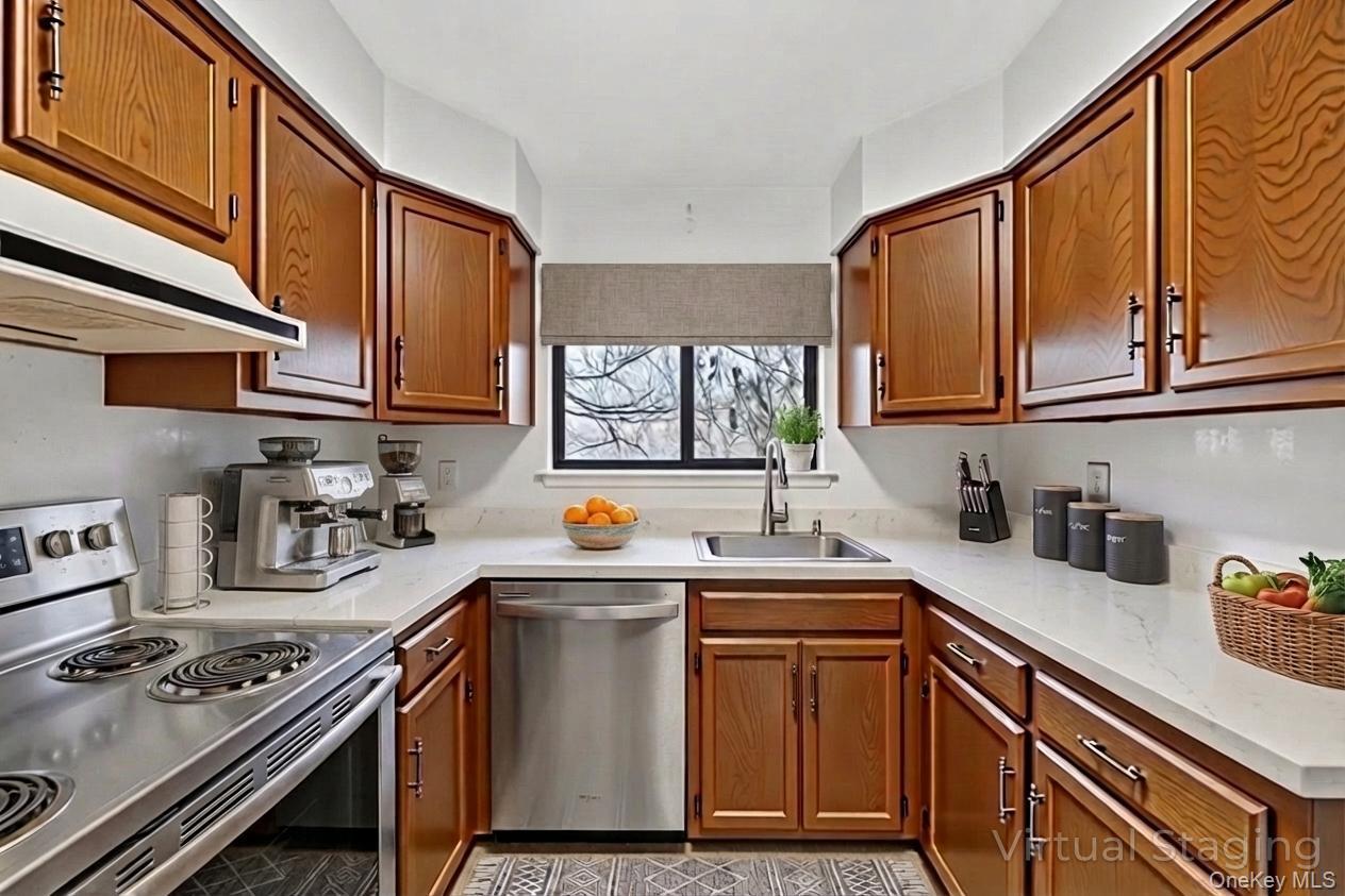 9 Briarcliff Drive S # 16, Ossining, NY 10562