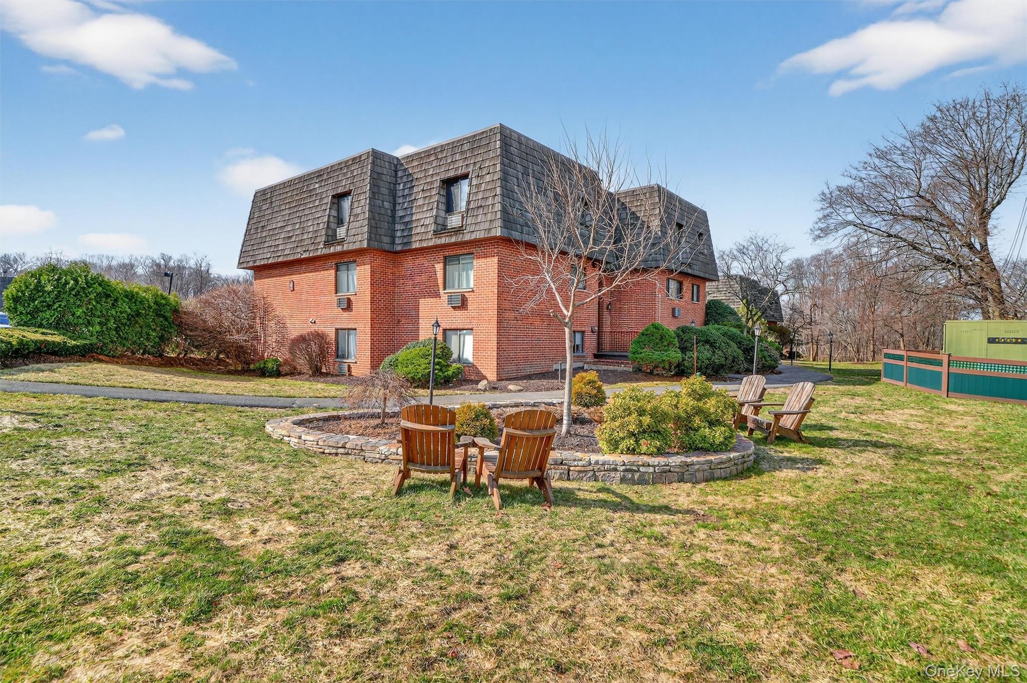 9 Briarcliff Drive S # 16, Ossining, NY 10562