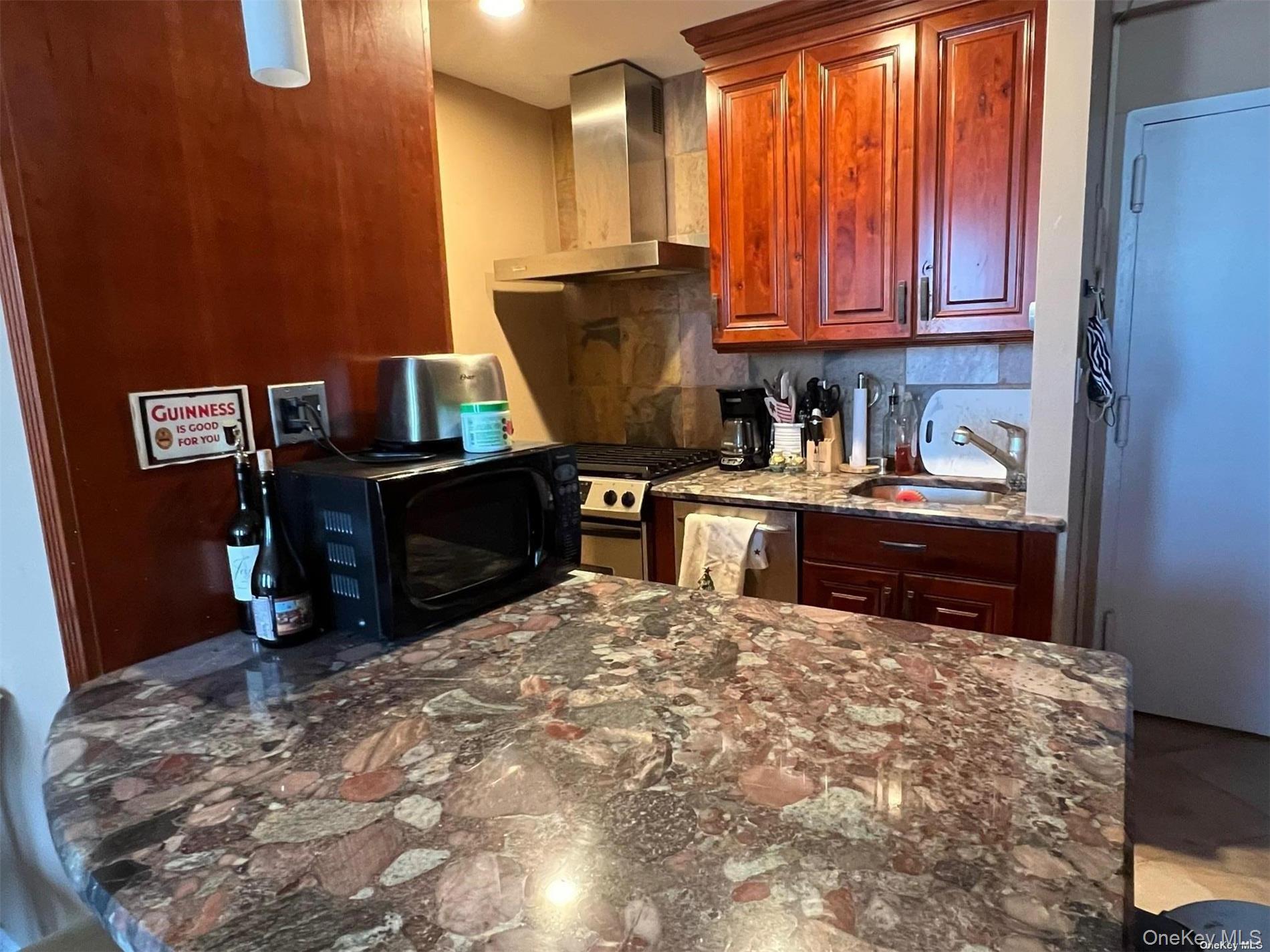 310 Riverside Boulevard # 5-H, Long Beach, NY 11561