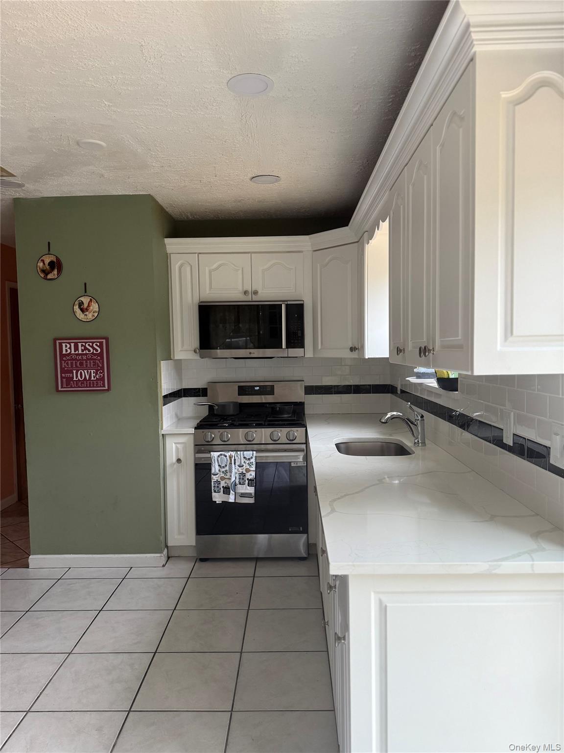 2 Cherry Street, Central Islip, NY 11722