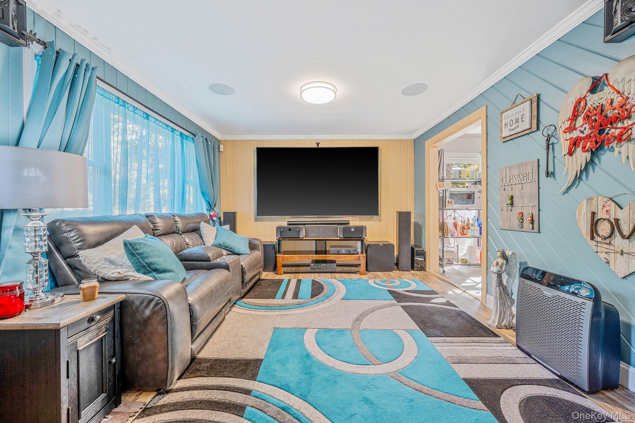 32 Pine Tree Drive, Shirley, NY 11967