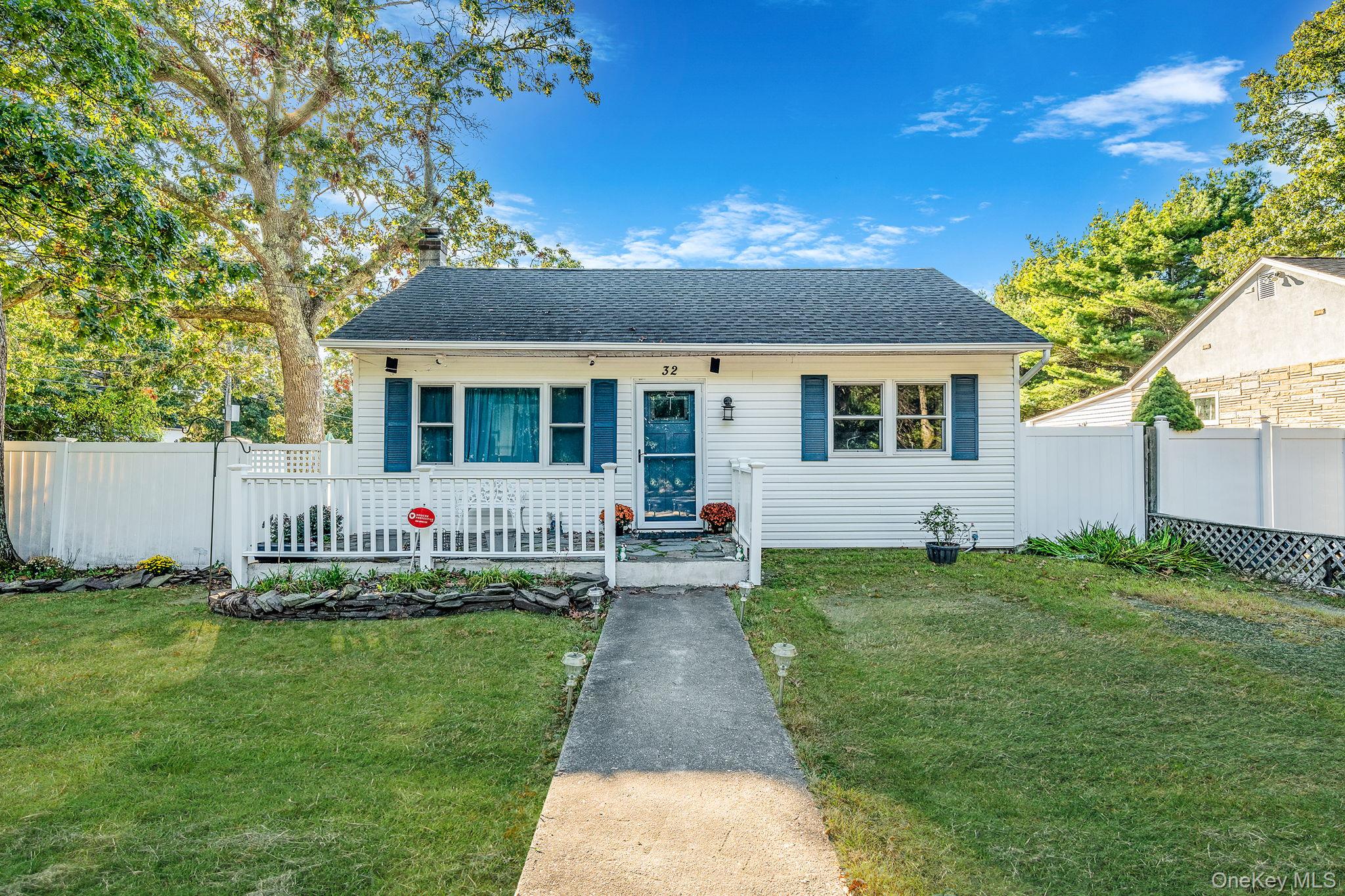 32 Pine Tree Drive, Shirley, NY 11967