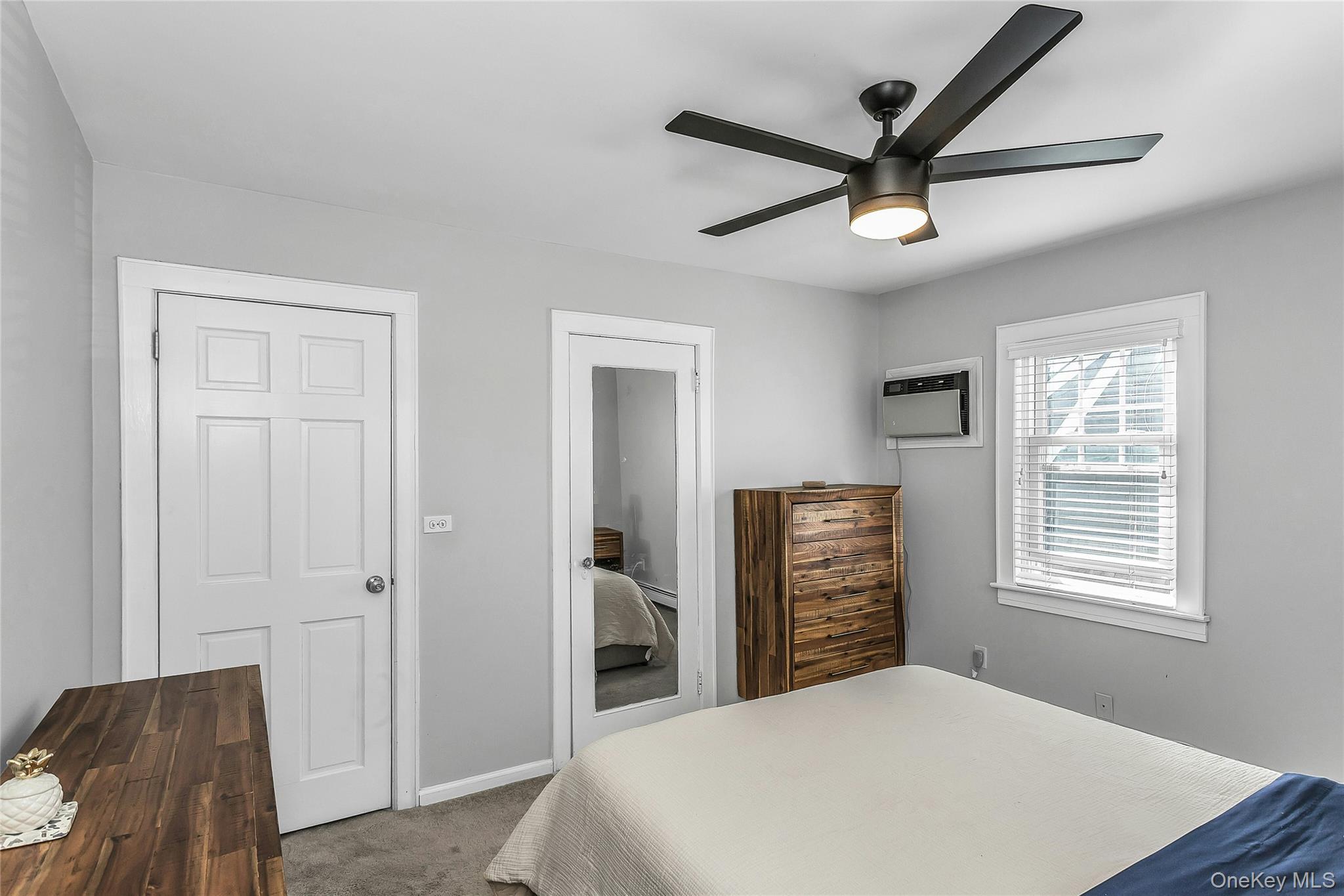 86 Taft Avenue, Lynbrook, NY 11563