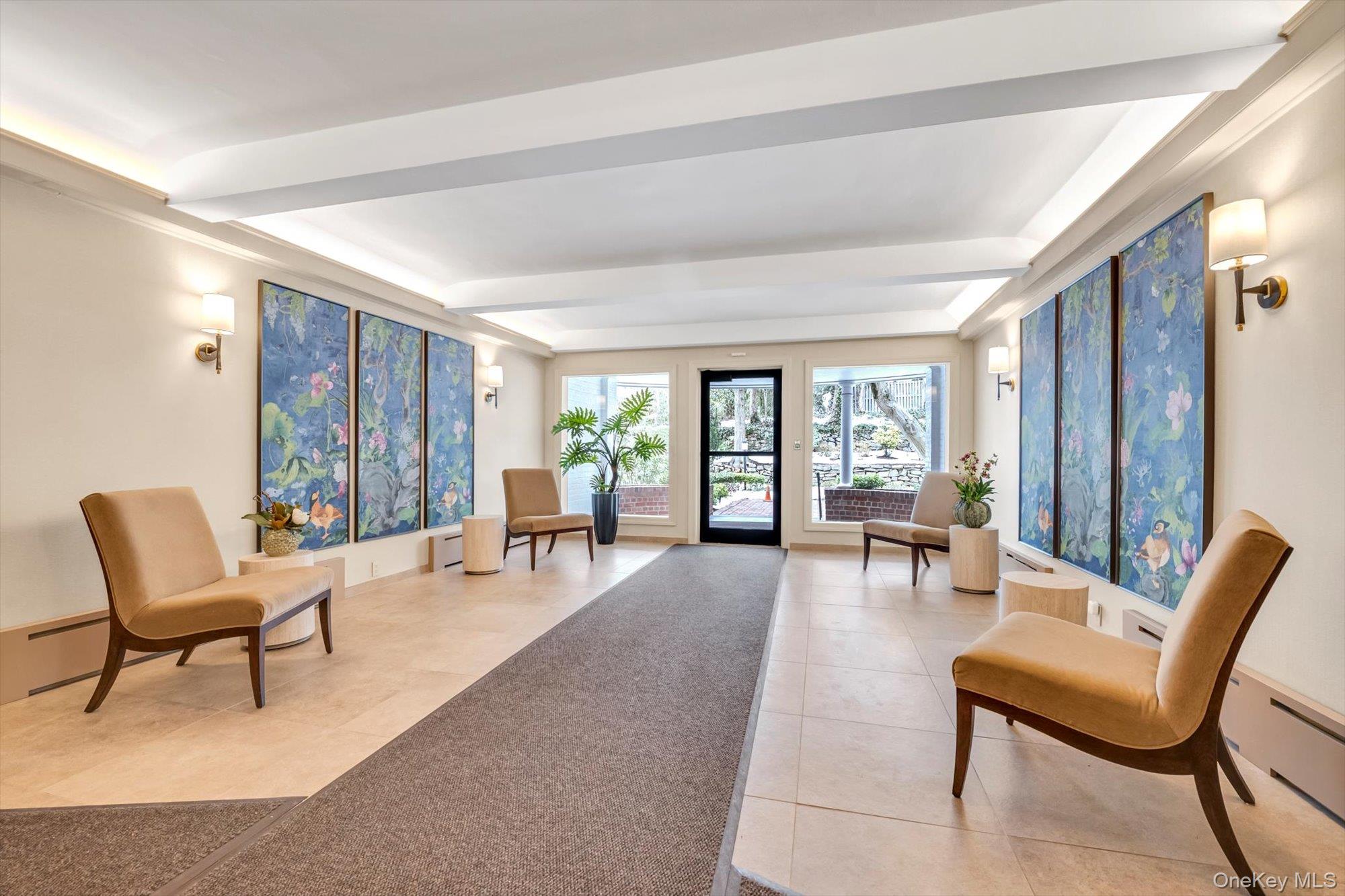 2 Townhouse Place # 3N, Great Neck, NY 11021