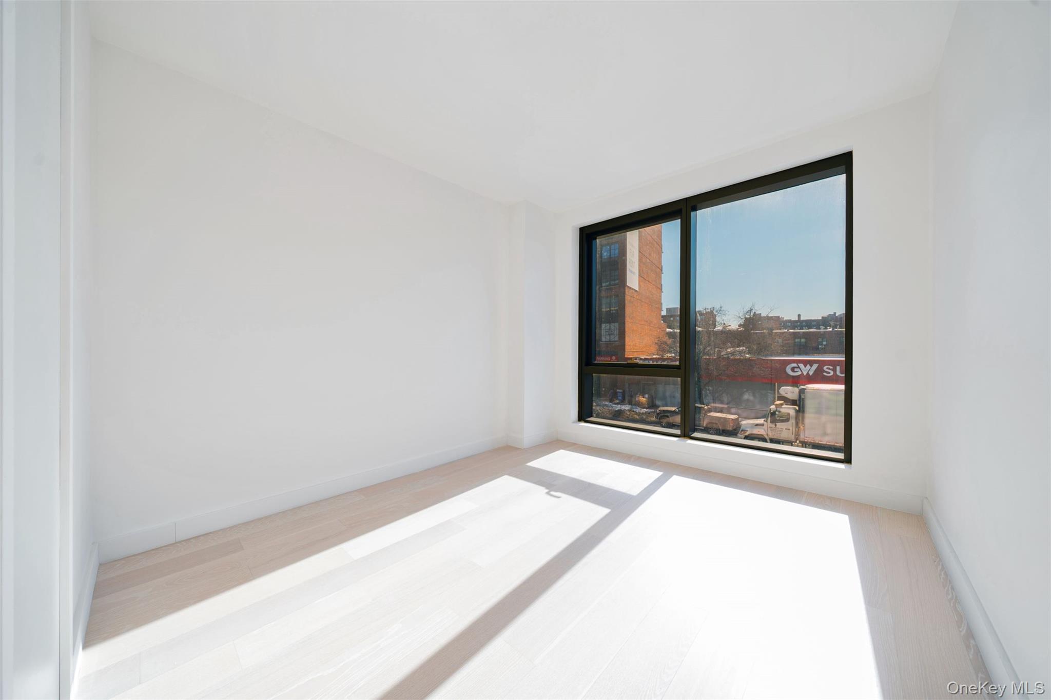 144-49 Northern Blvd # 213, Flushing, NY 11354