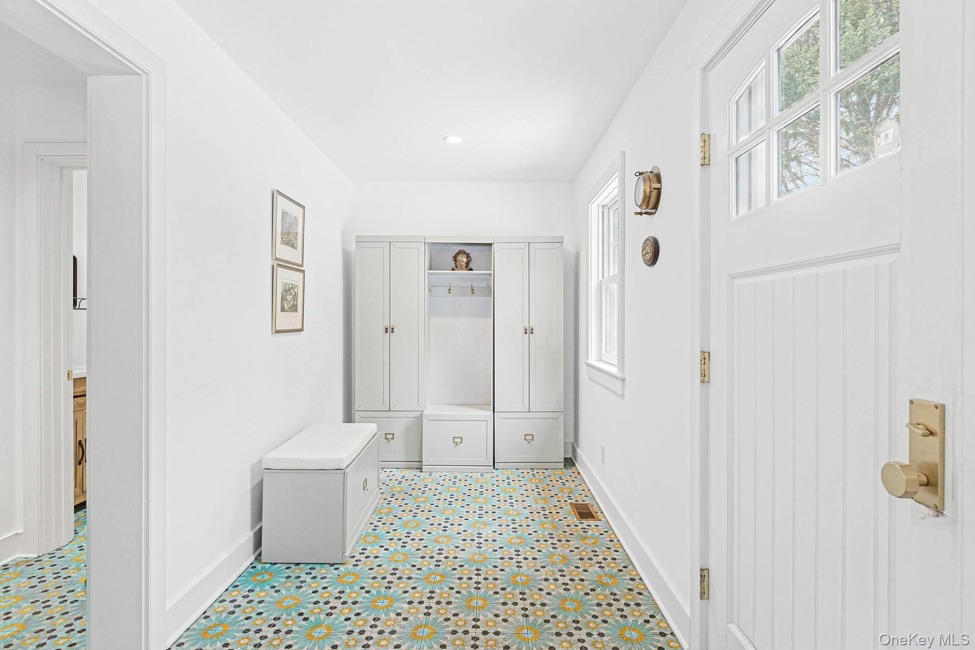 54 Woodbine Drive, East Hampton, NY 11937