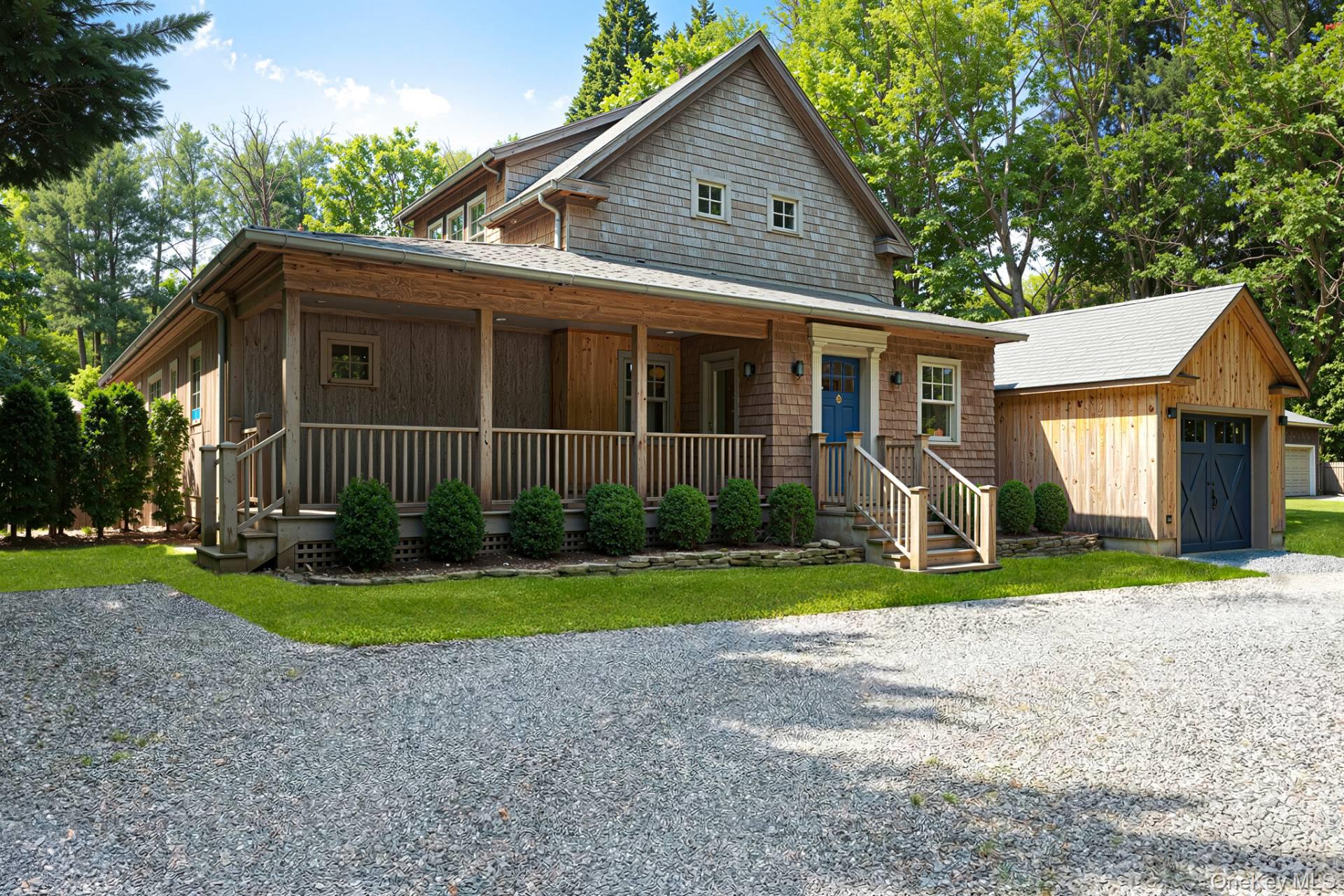 54 Woodbine Drive, East Hampton, NY 11937