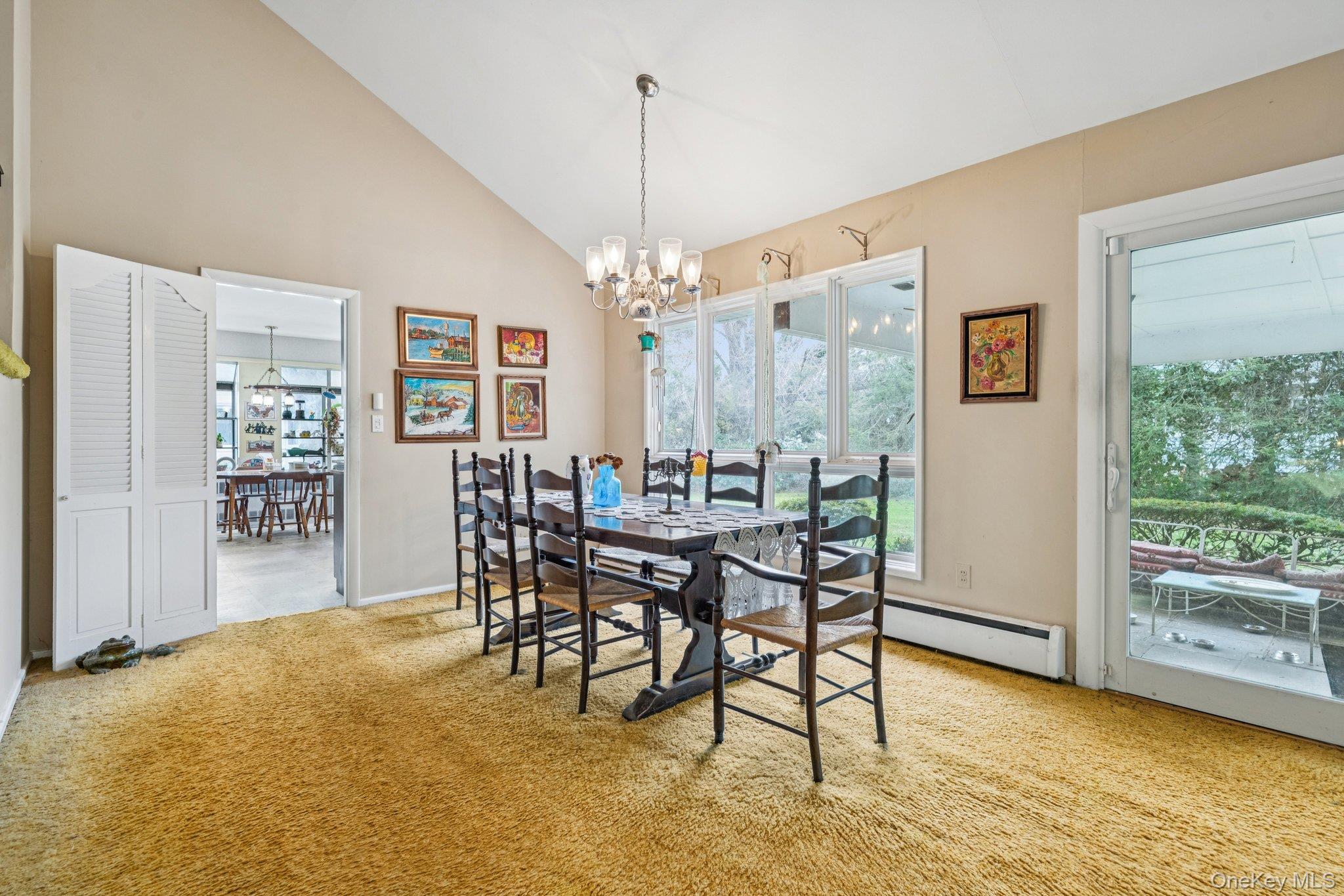 192 Bengeyfield Drive, East Williston, NY 11596