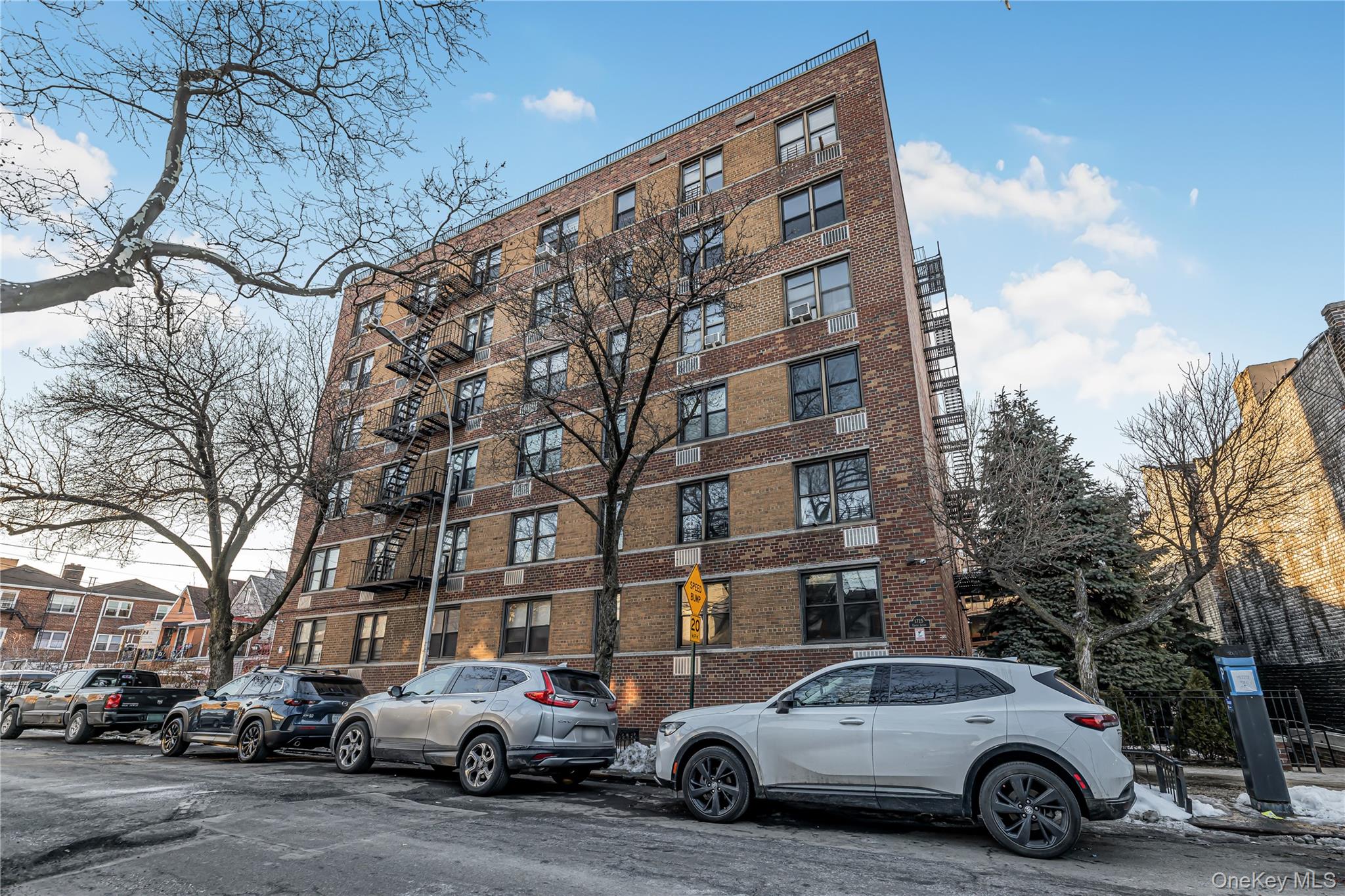 1725 Edison Avenue # 1F, Bronx, NY 10461