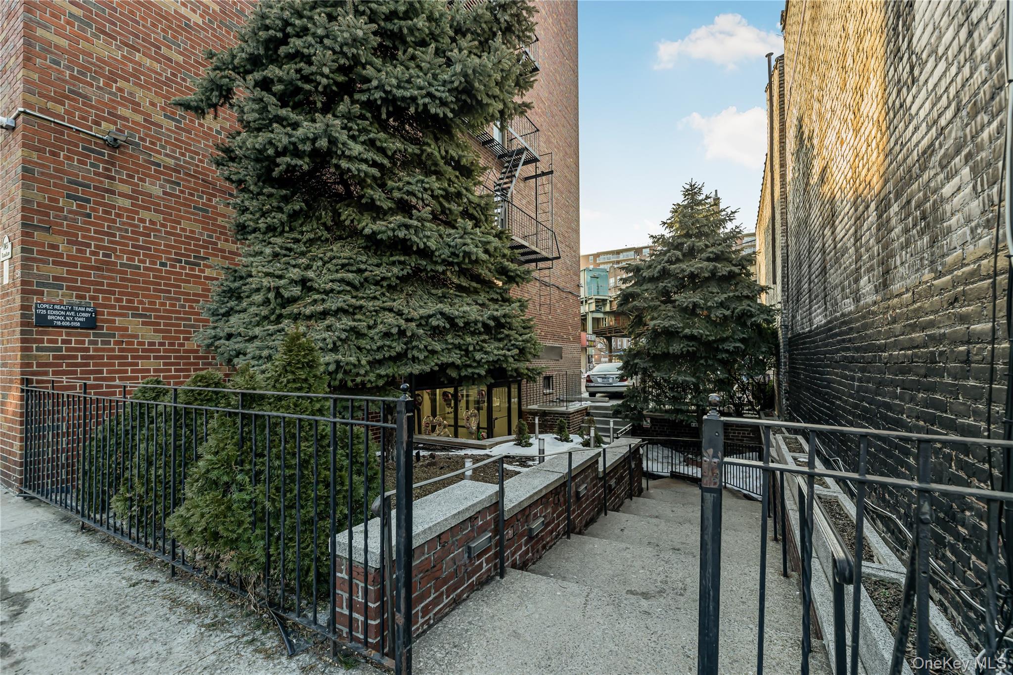 1725 Edison Avenue # 1F, Bronx, NY 10461