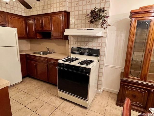 30-29 81st Street, East Elmhurst, NY 11370