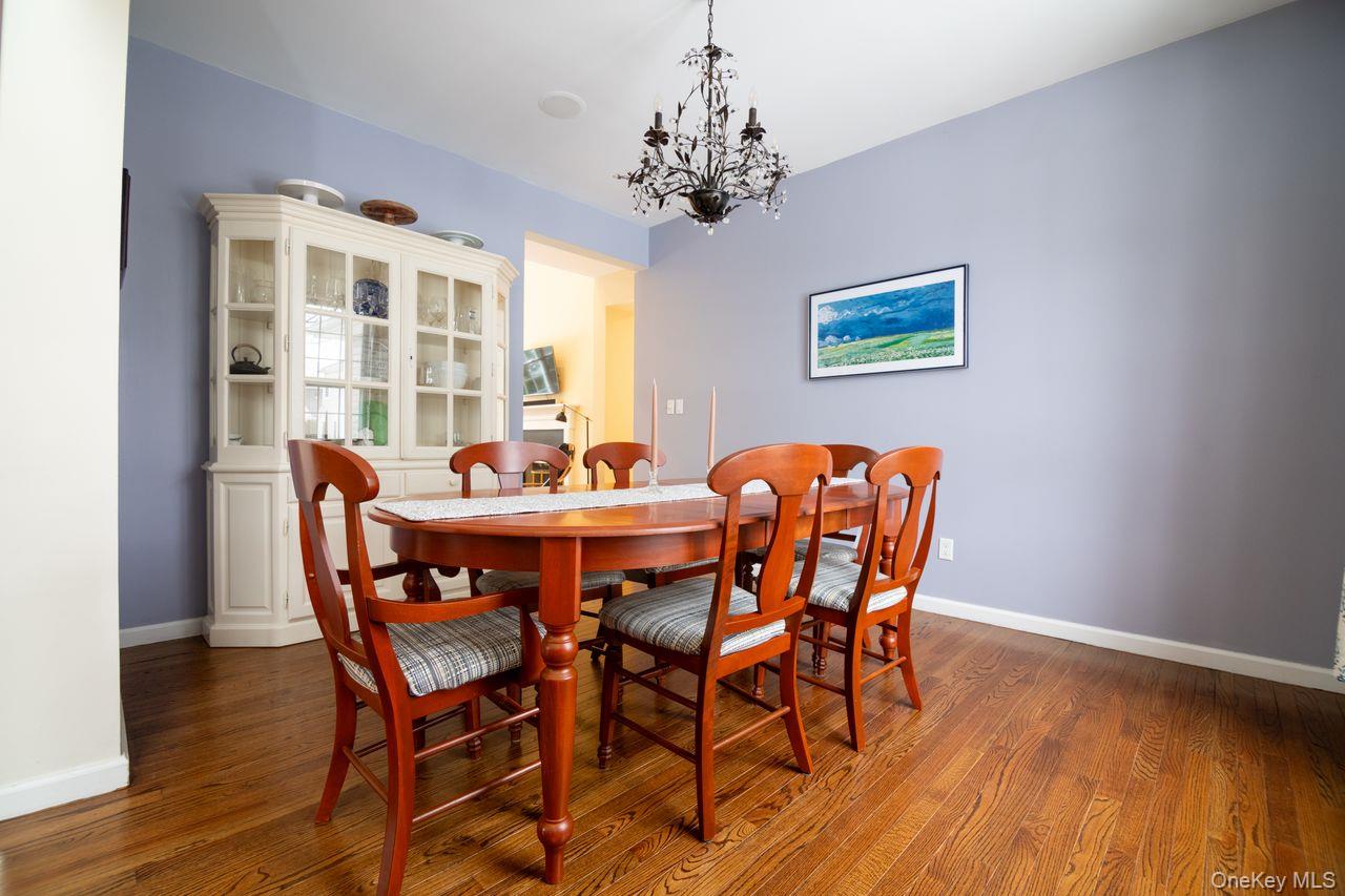 141 Friendship Court, White Plains, NY 10603