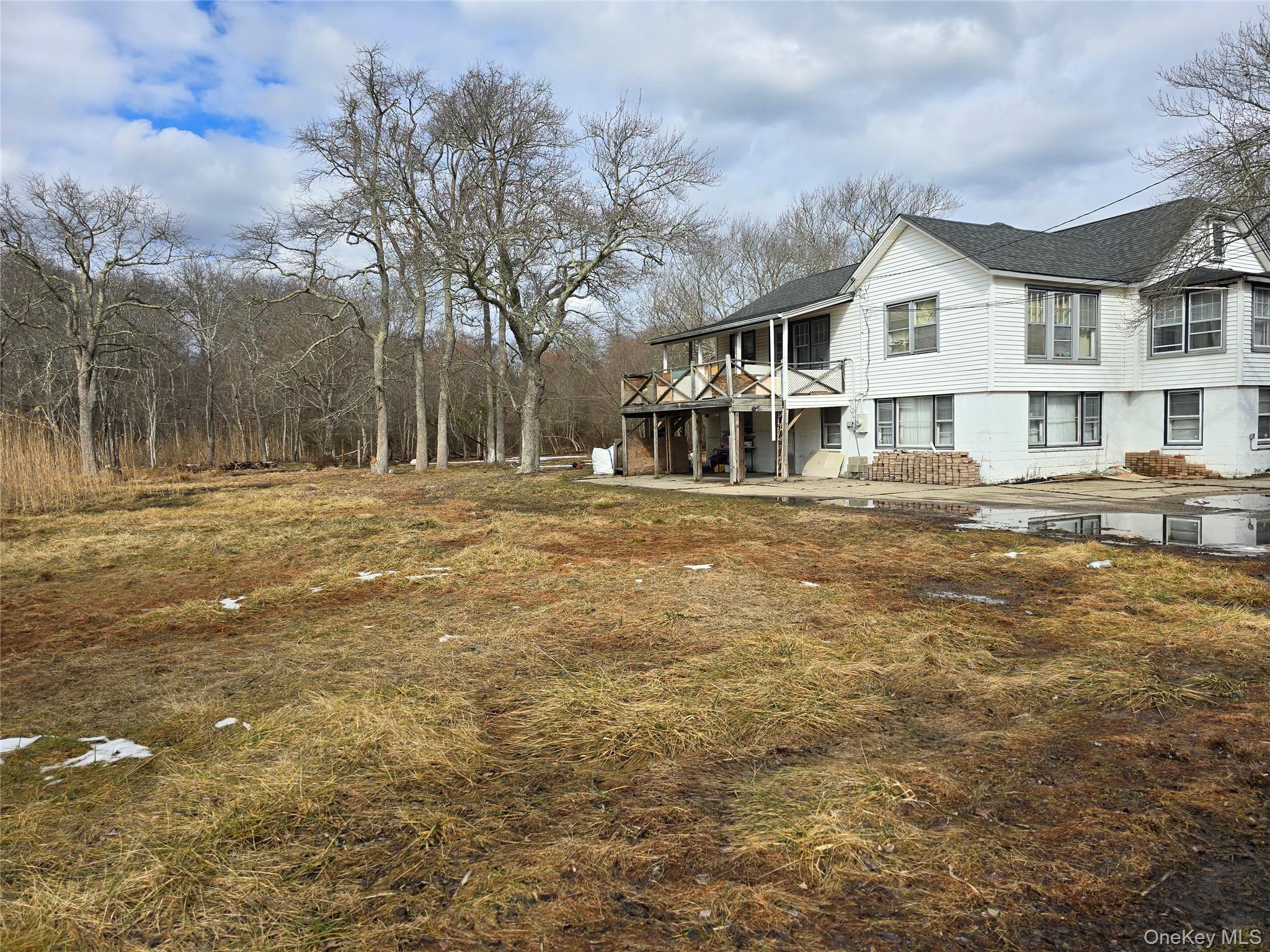 171 Forest Road E, Mastic Beach, NY 11951